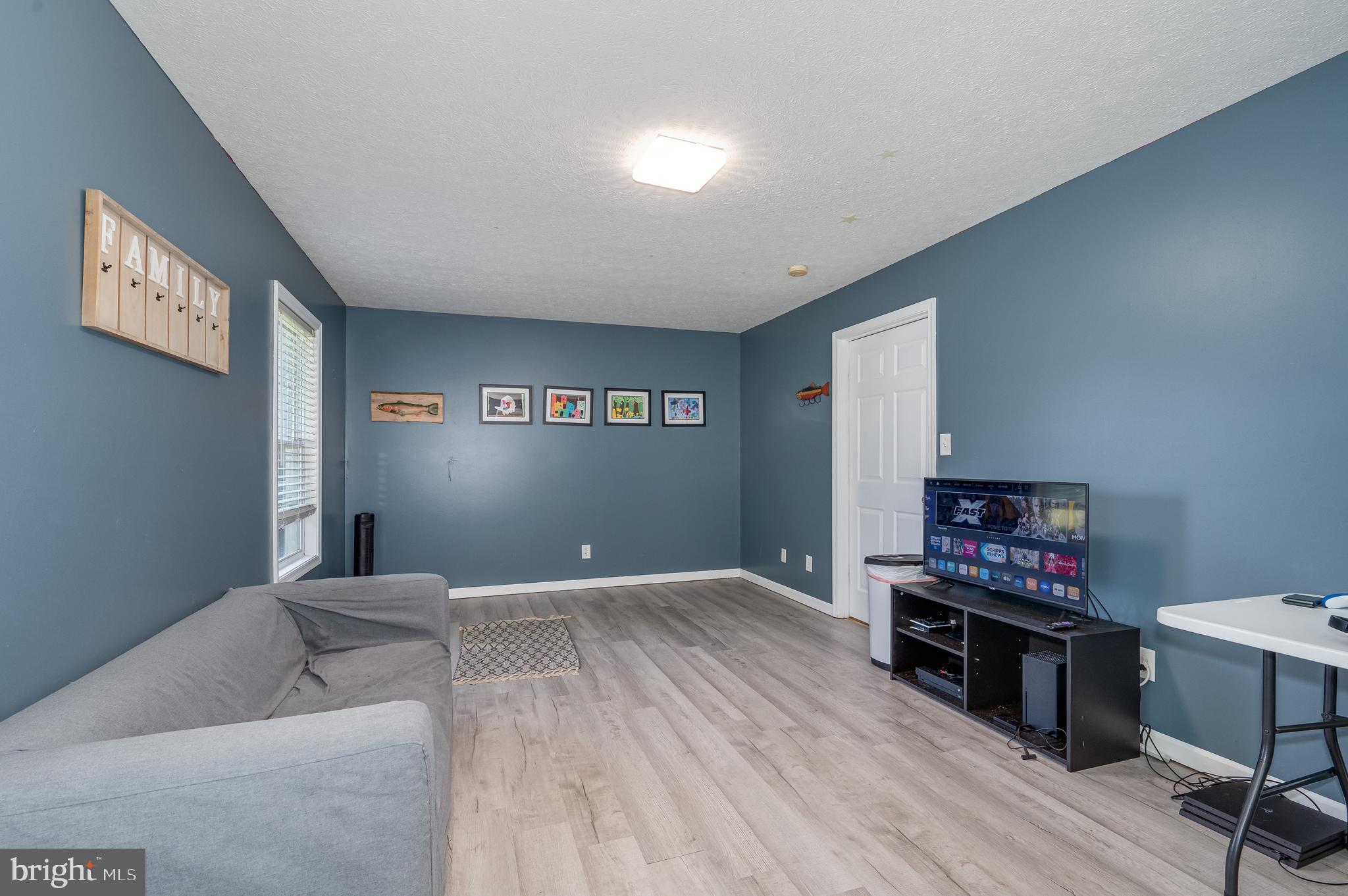 QUAIL SPRINGS - Residential