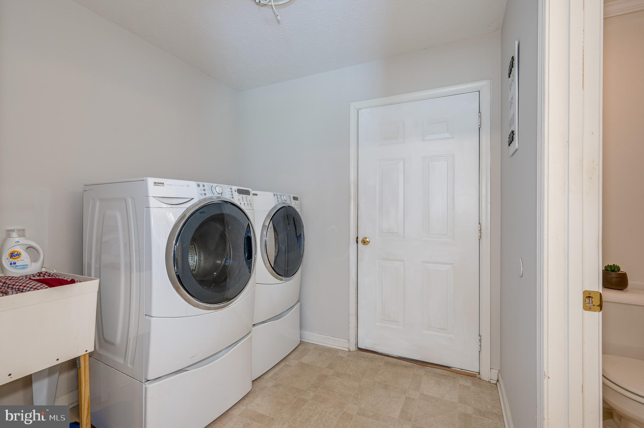 QUAIL SPRINGS - Residential