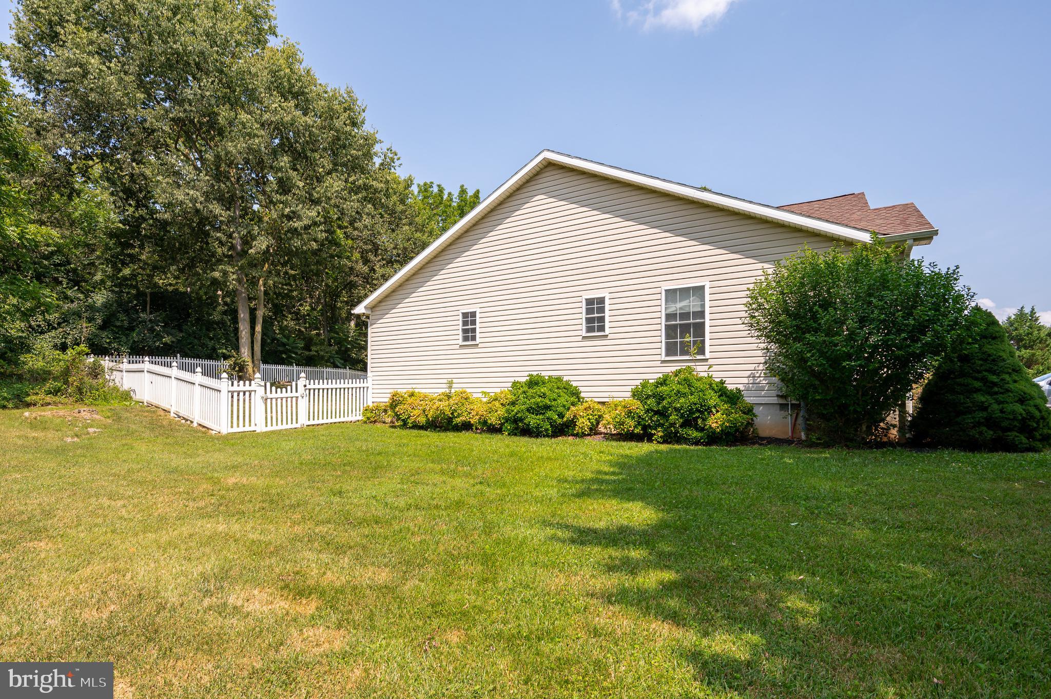 QUAIL SPRINGS - Residential