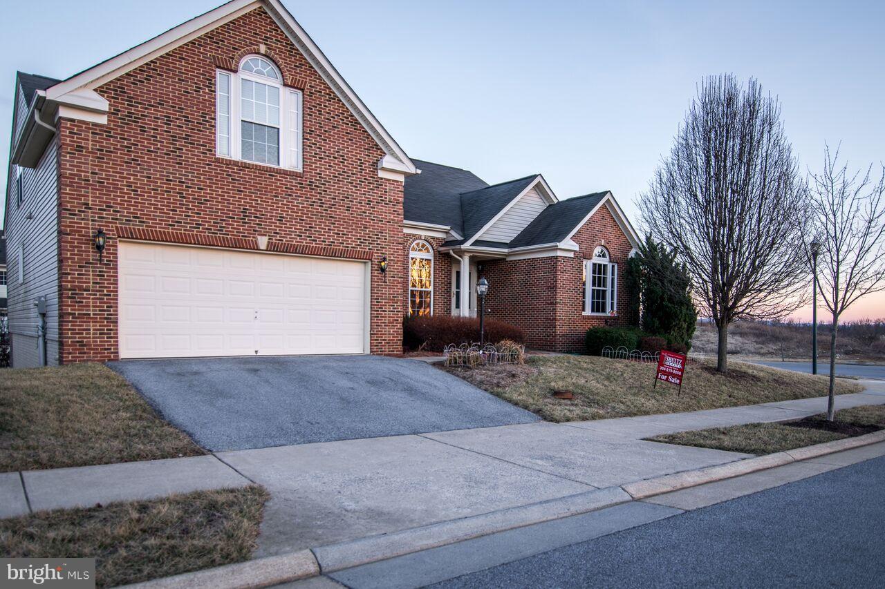 LAKELAND PLACE - Residential