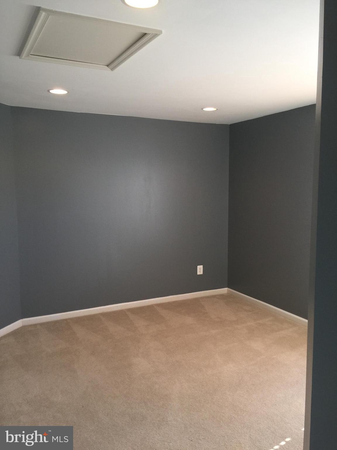 LAKELAND PLACE - Residential