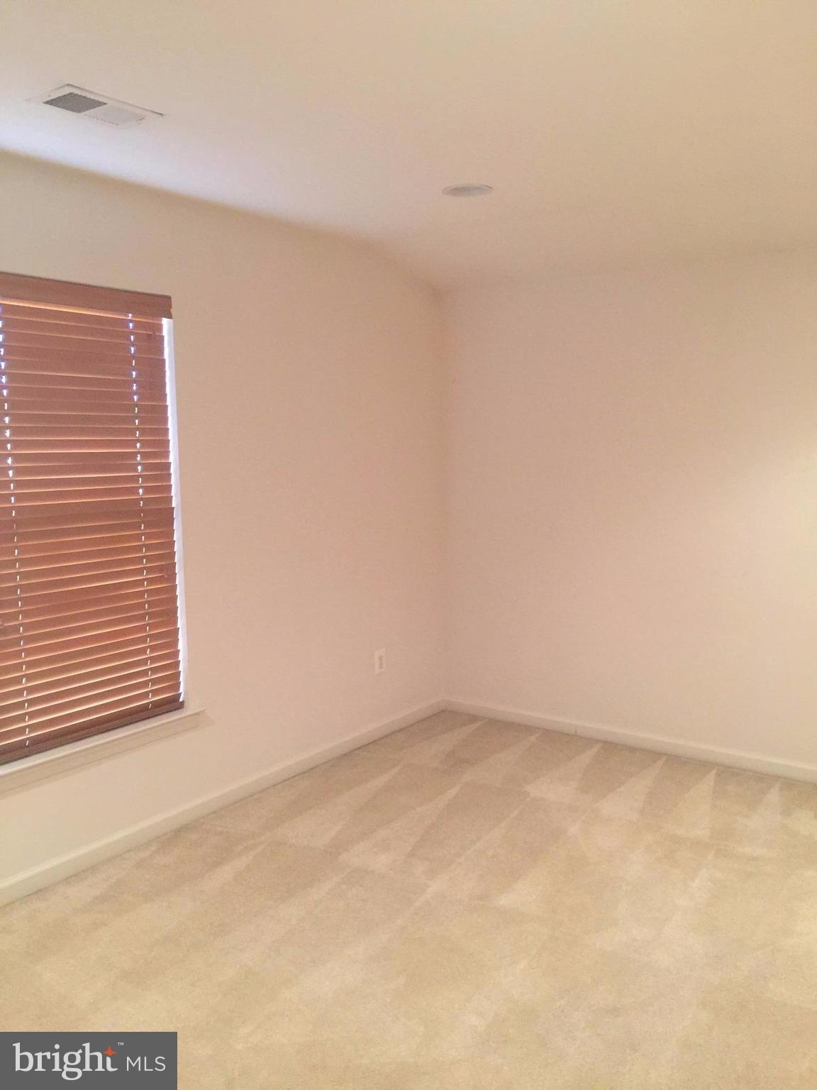 LAKELAND PLACE - Residential