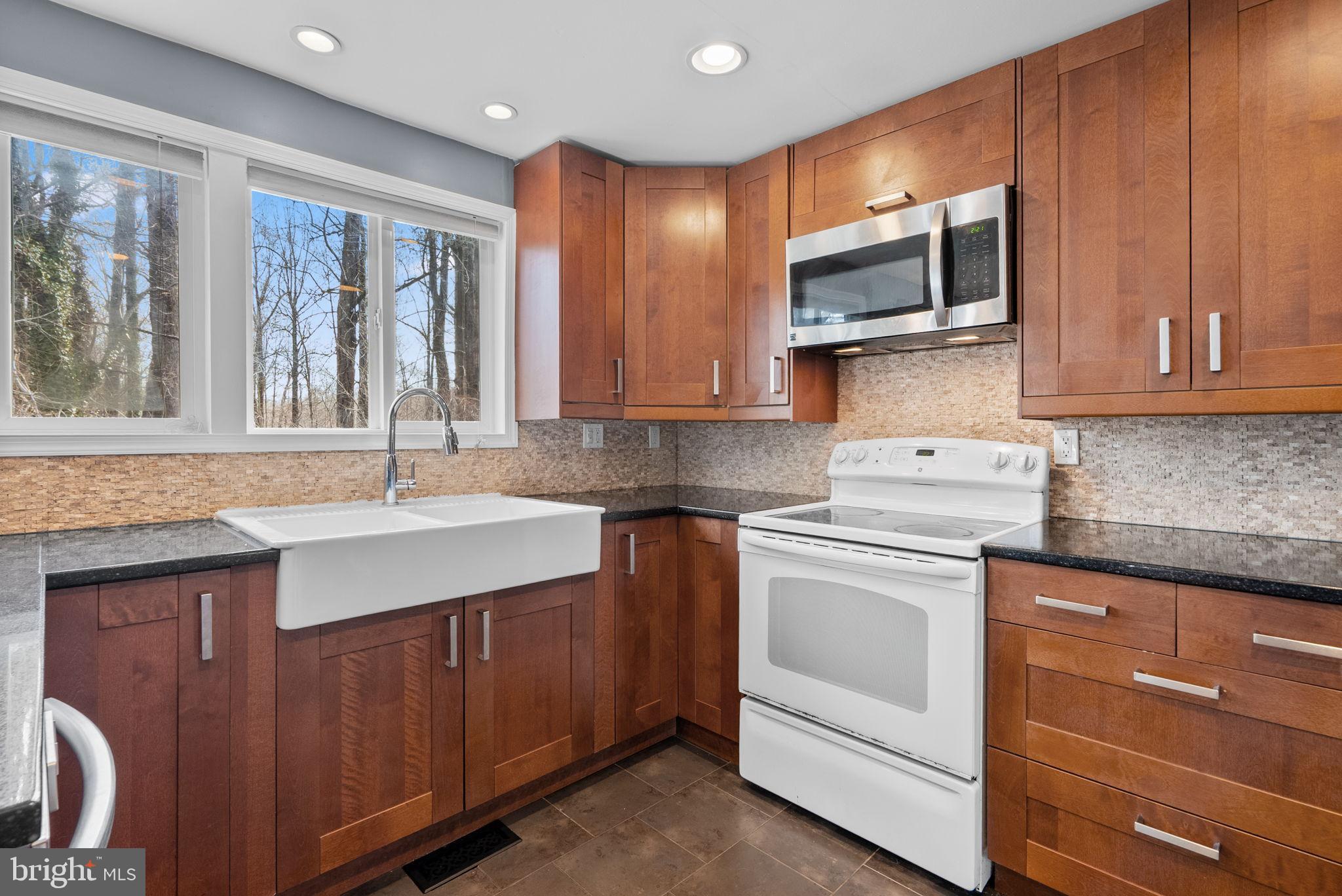 CHESAPEAKE HEIGHTS - Residential