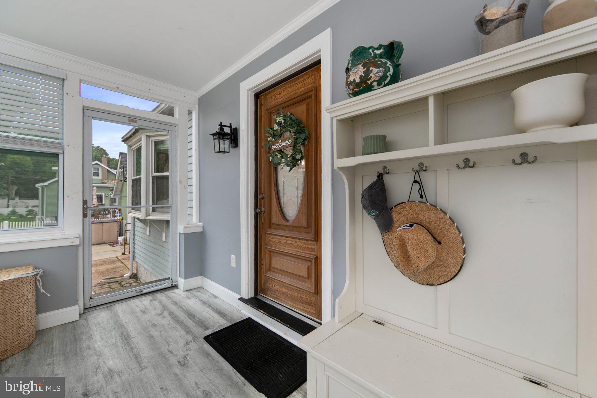 4 S WOODLAND AVENUE