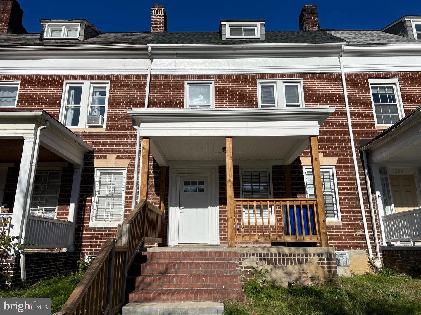 One of three units available for rent. Located on the main floor. 2brm 2.5 baths. Fully renovated from top to bottom. Brand New Everything. New kitchen /granite. New baths, new floors, freshly painted. W/D in unit. Professionally managed, ready to move it.
