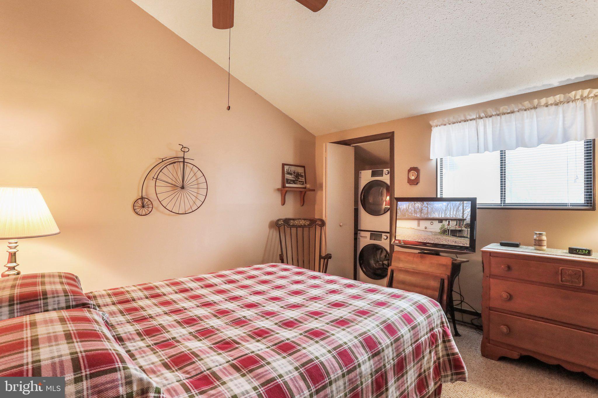 THE WOODS - Residential