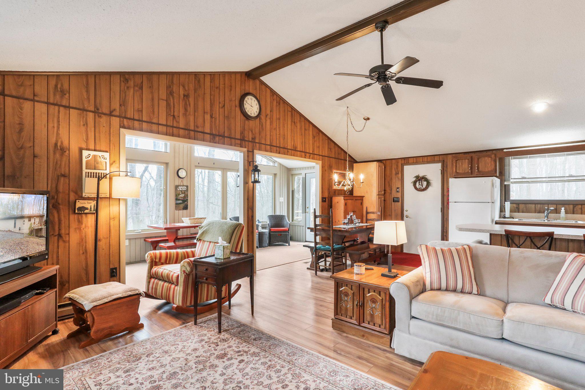 THE WOODS - Residential