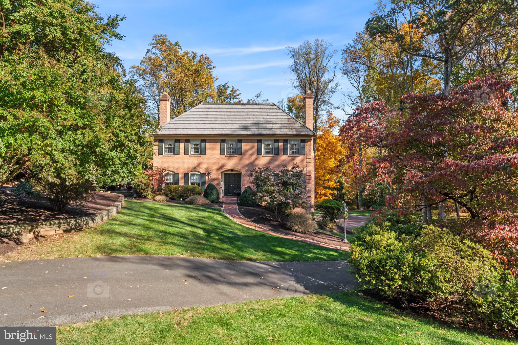 1175 DALEVIEW DRIVE