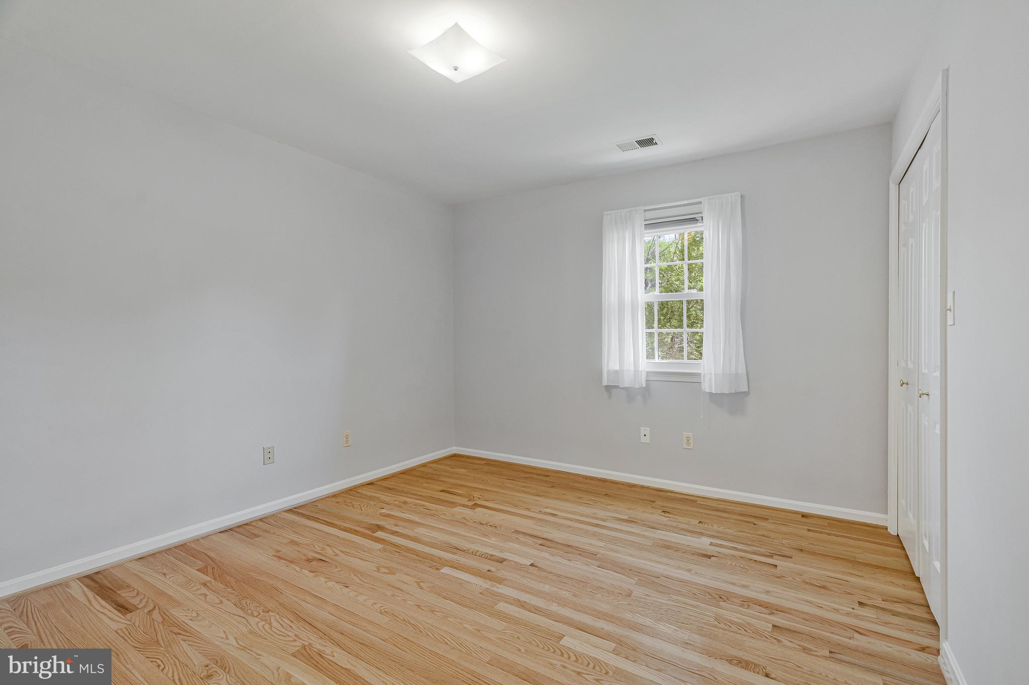 LOCUST HILL - Residential