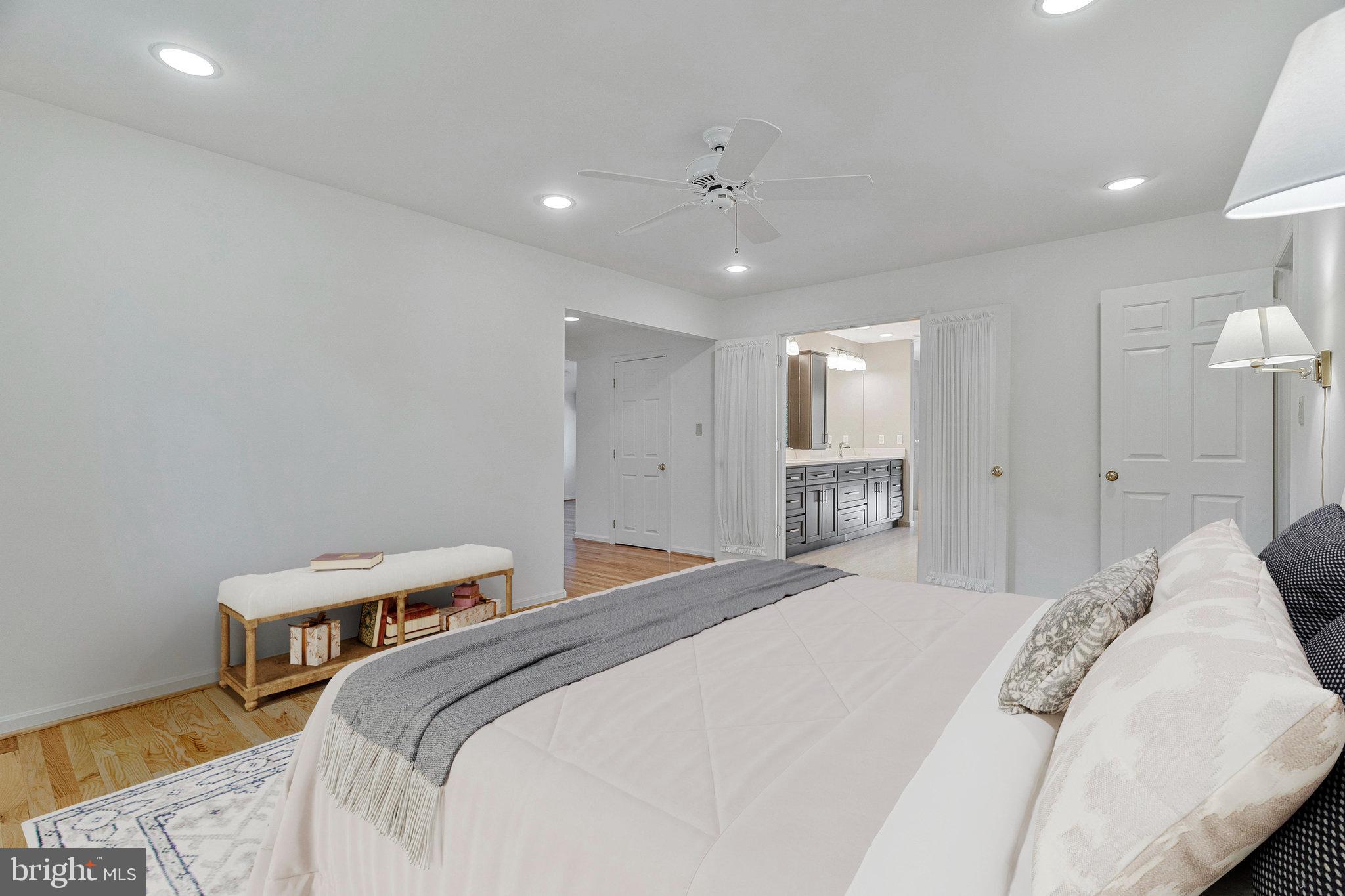 LOCUST HILL - Residential