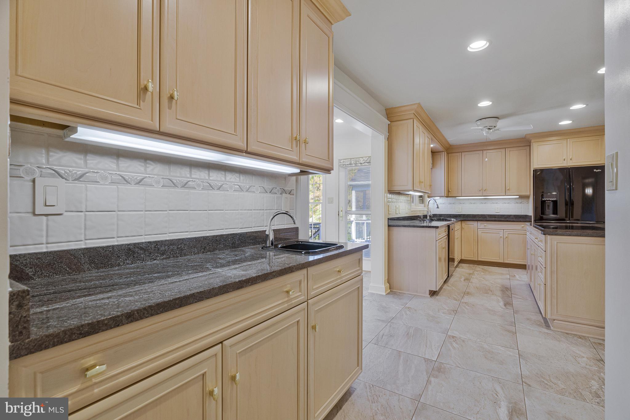 LOCUST HILL - Residential