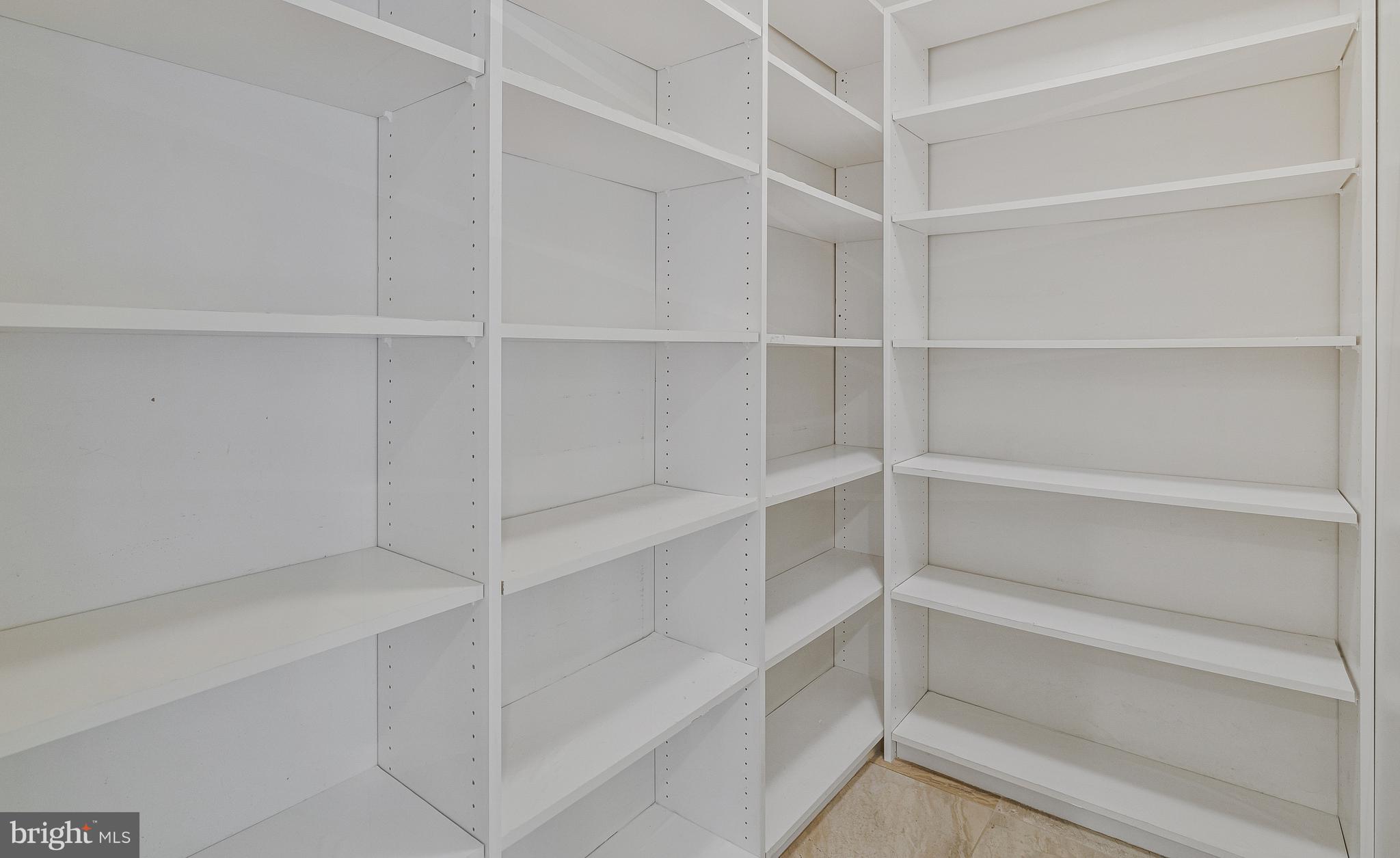 LOCUST HILL - Residential