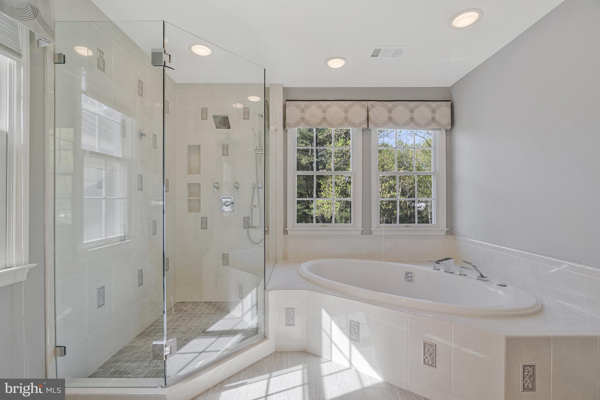 LOCUST HILL - Residential