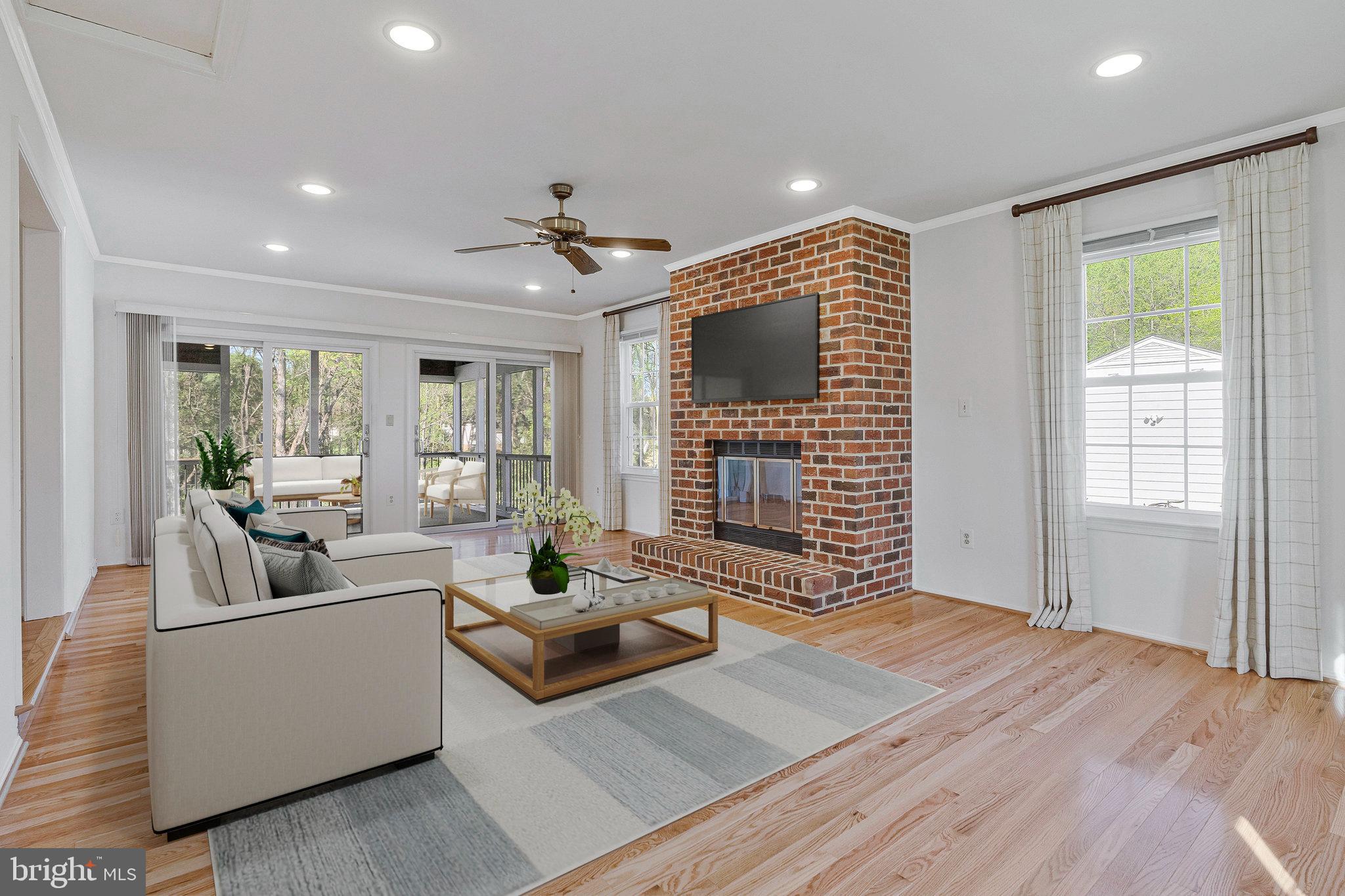 LOCUST HILL - Residential