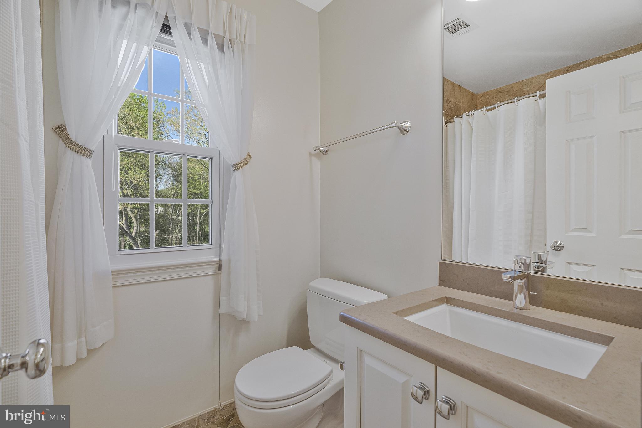 LOCUST HILL - Residential