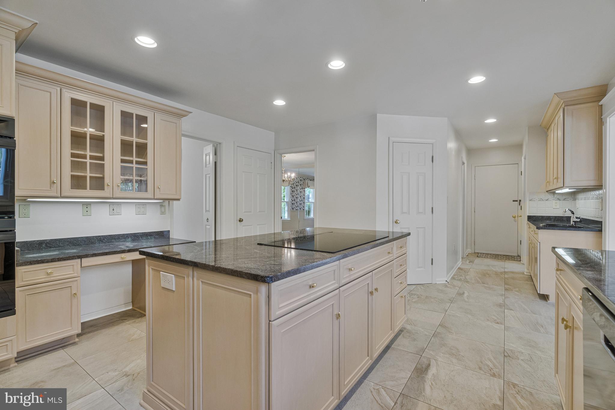 LOCUST HILL - Residential