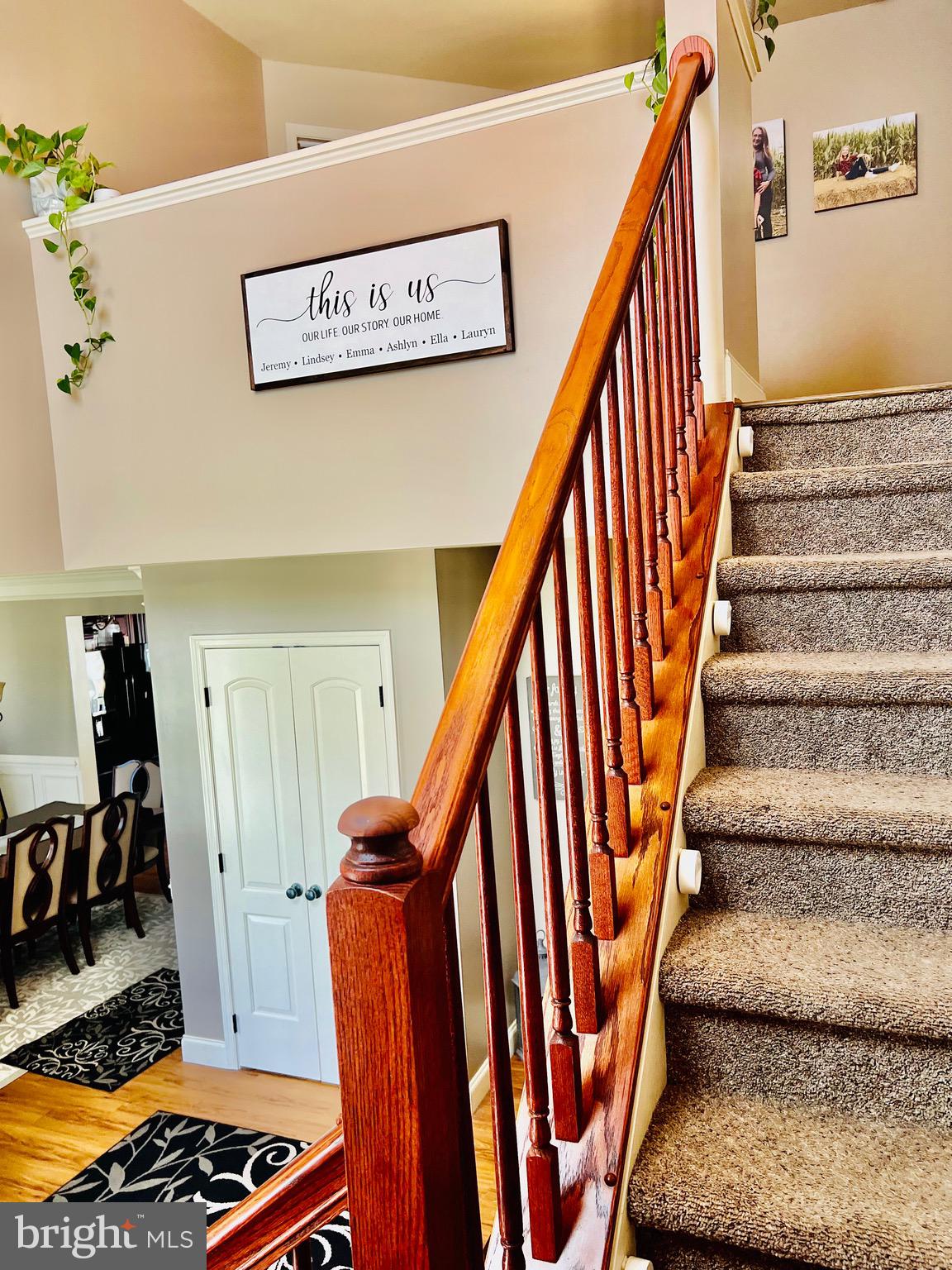 ROLLING HILLS ESTATES - Residential