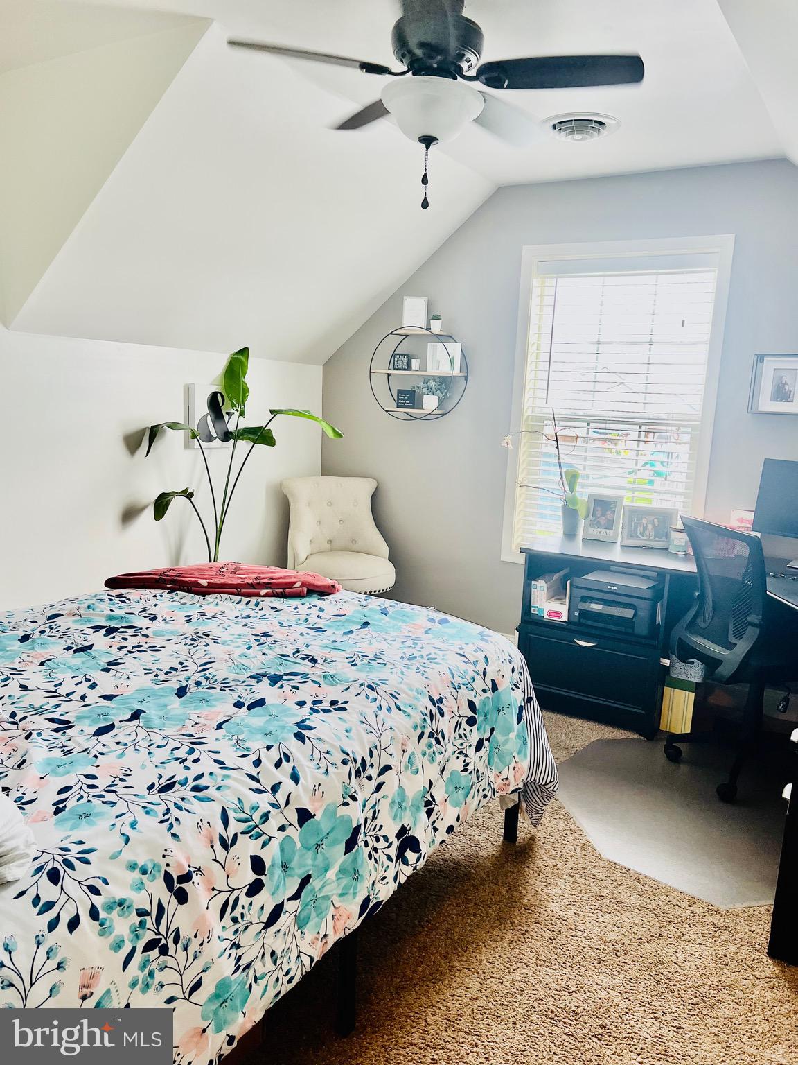 ROLLING HILLS ESTATES - Residential