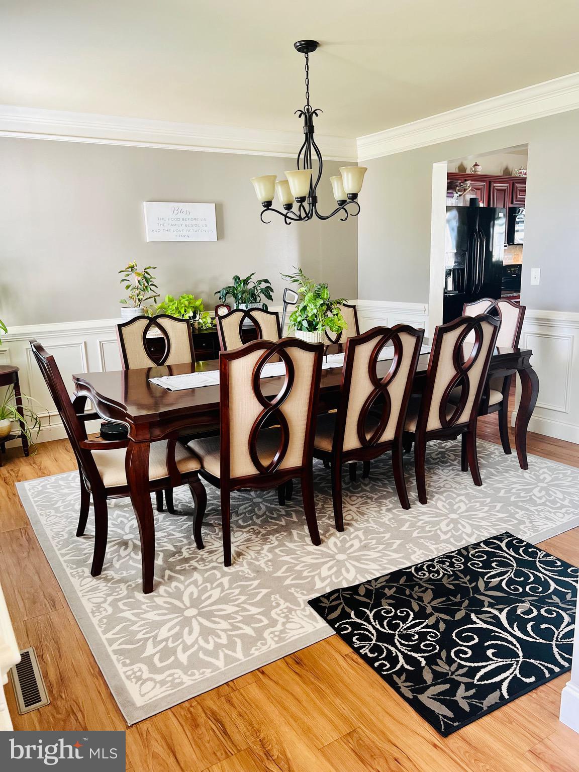 ROLLING HILLS ESTATES - Residential