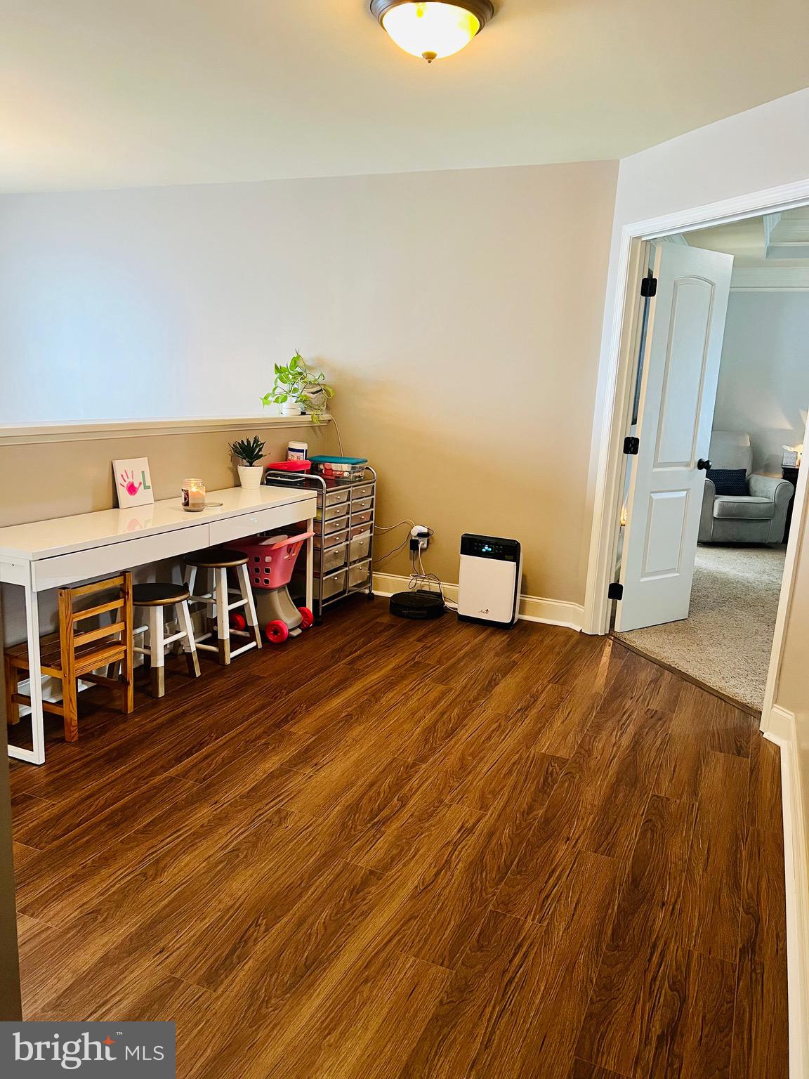 ROLLING HILLS ESTATES - Residential