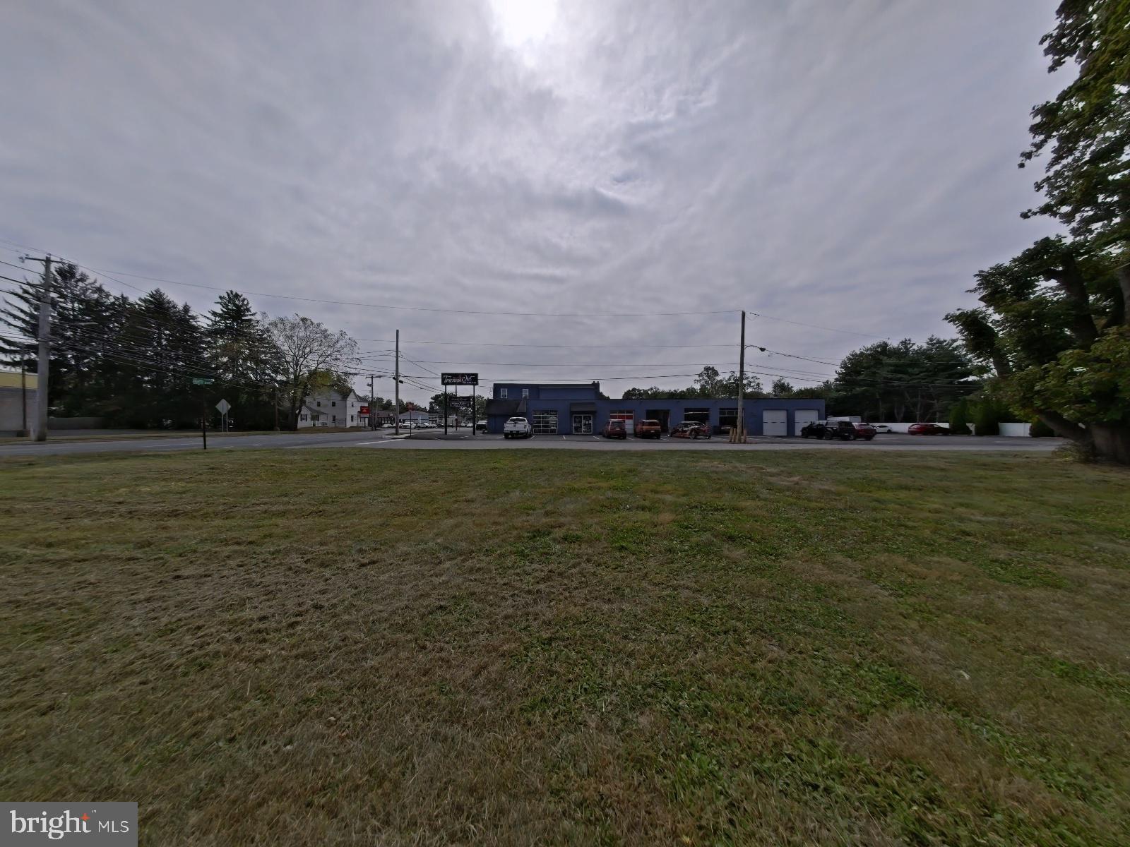 WARMINSTER HGTS - Land