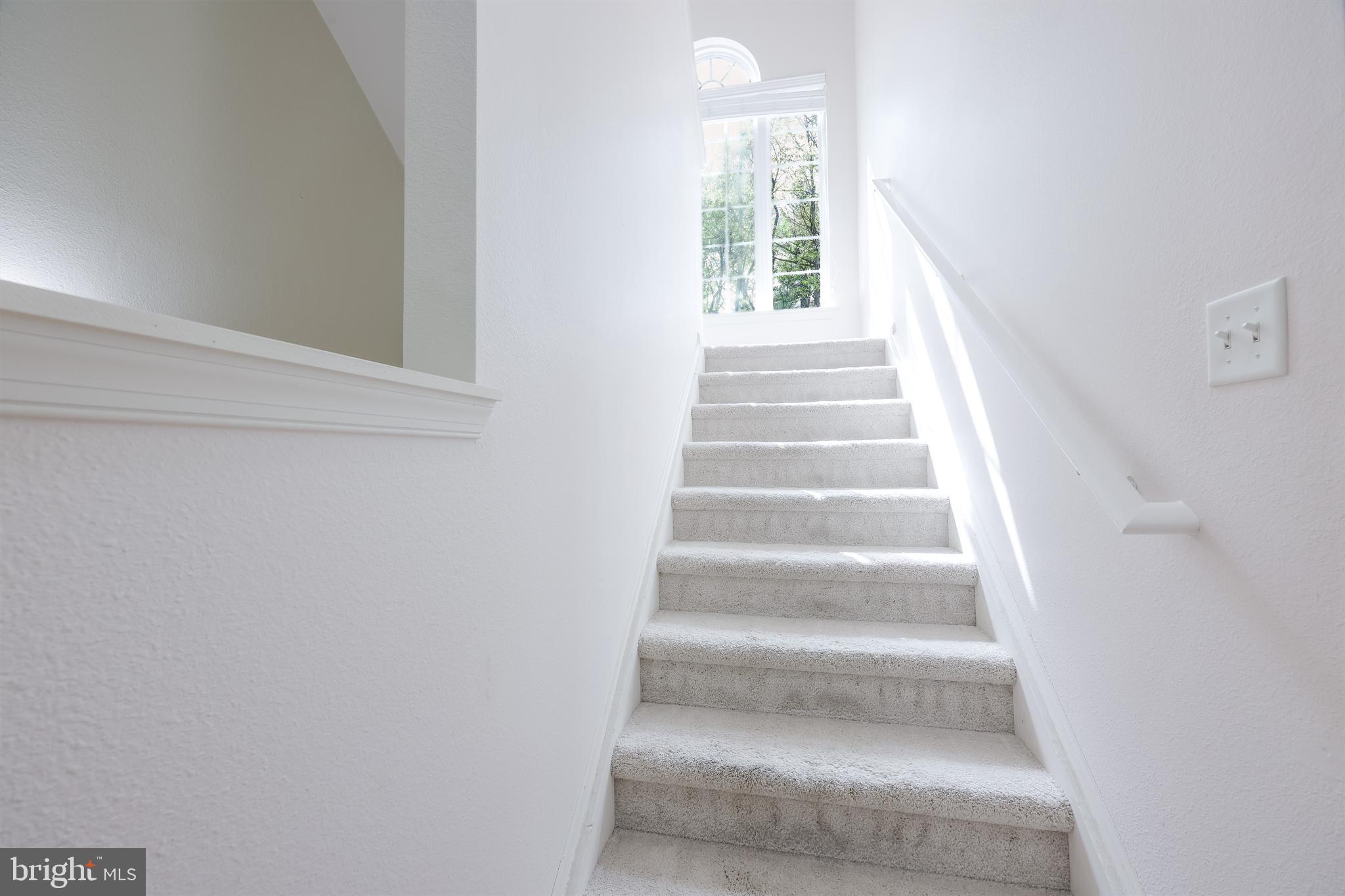 HIGH POINTE AT JEFFERSON - Residential