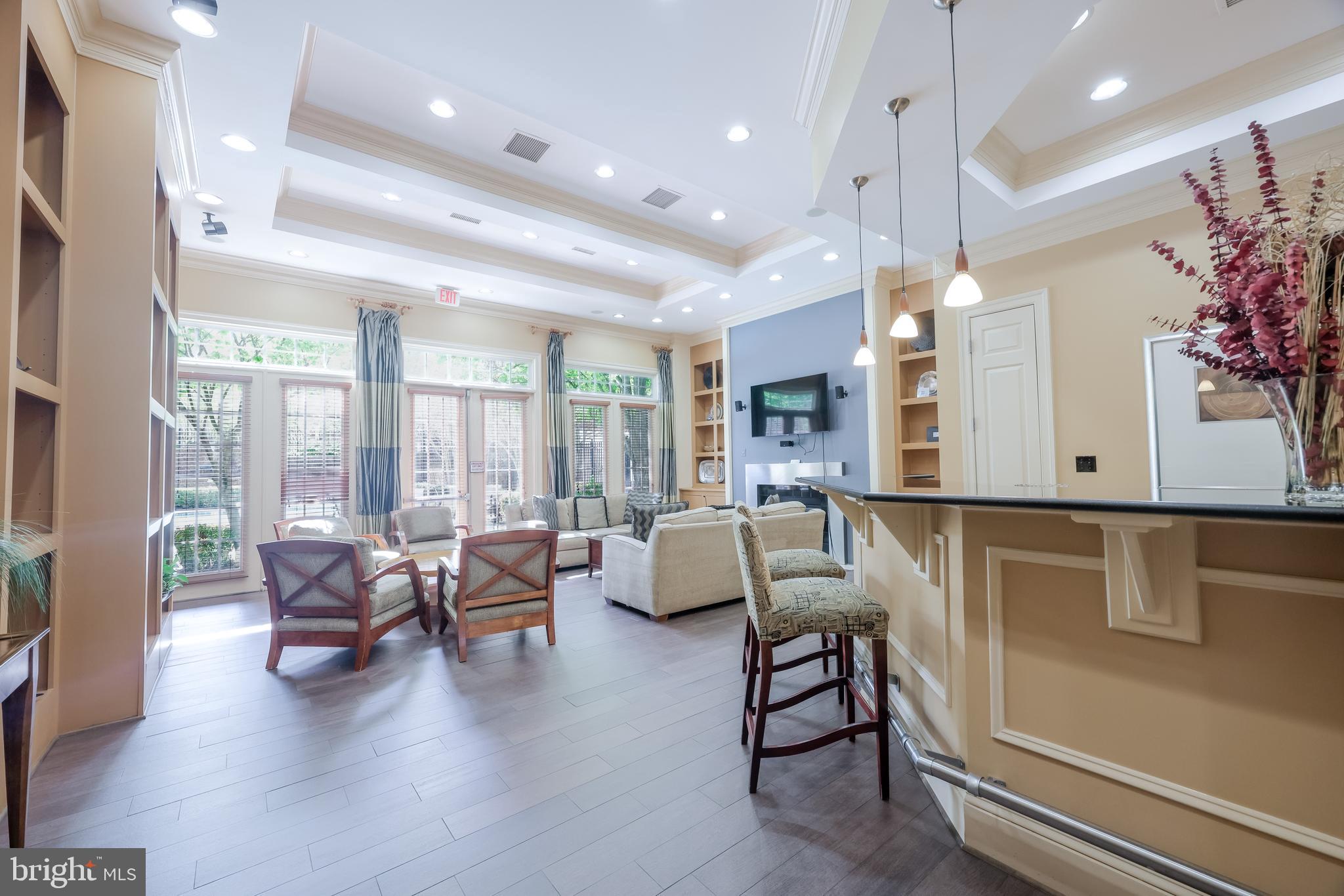 HIGH POINTE AT JEFFERSON - Residential