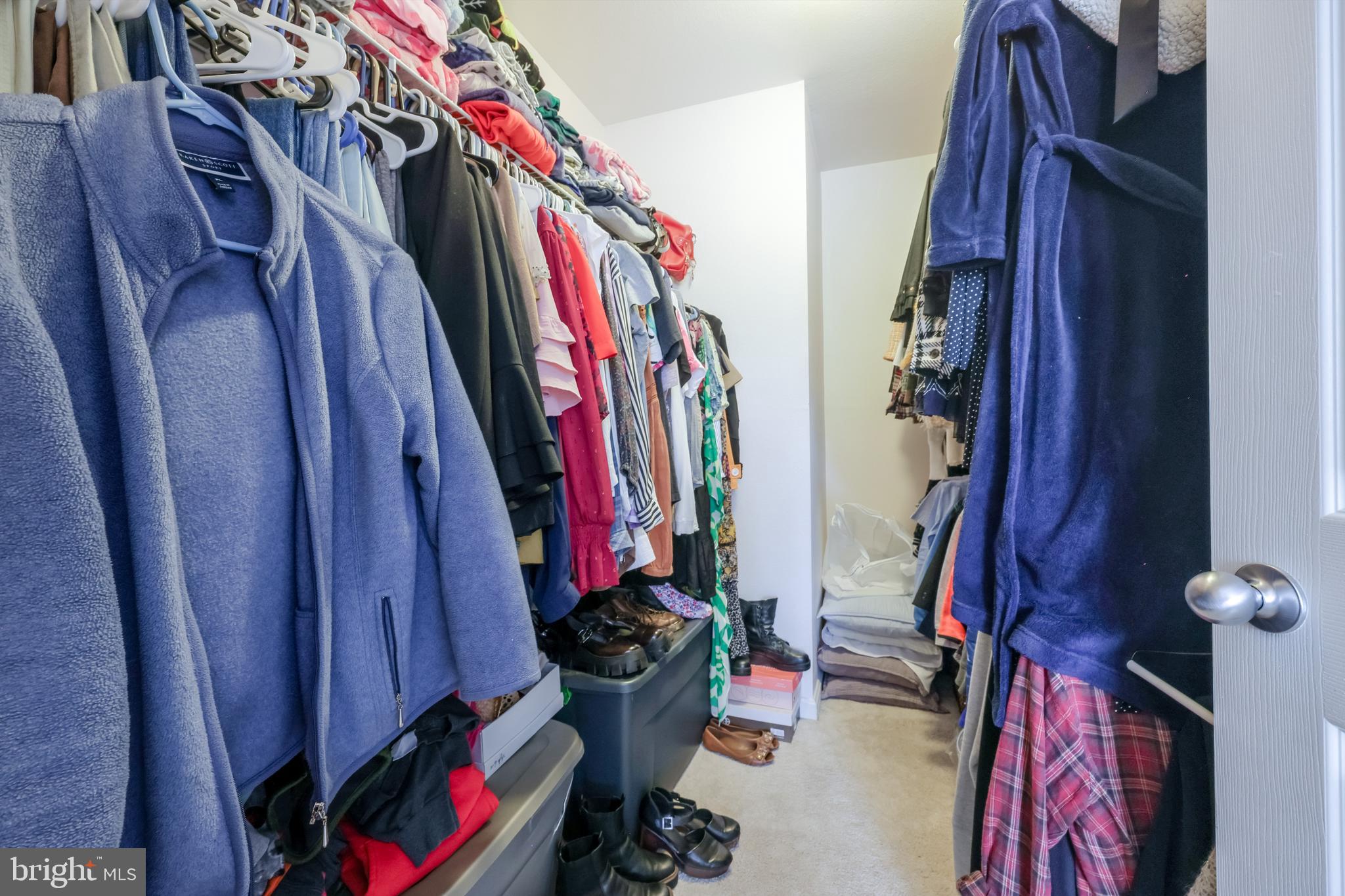 HIGH POINTE AT JEFFERSON - Residential