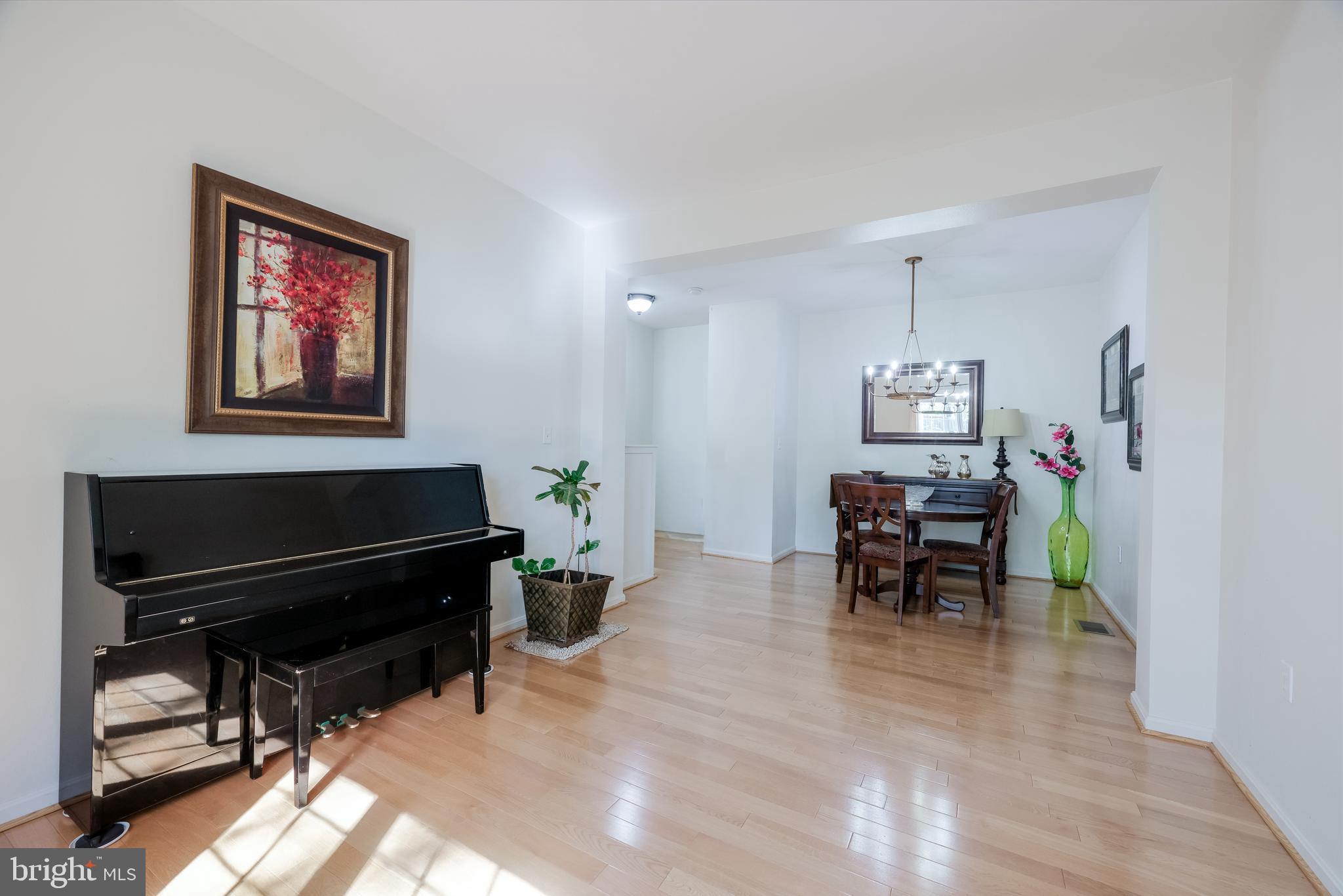 HIGH POINTE AT JEFFERSON - Residential