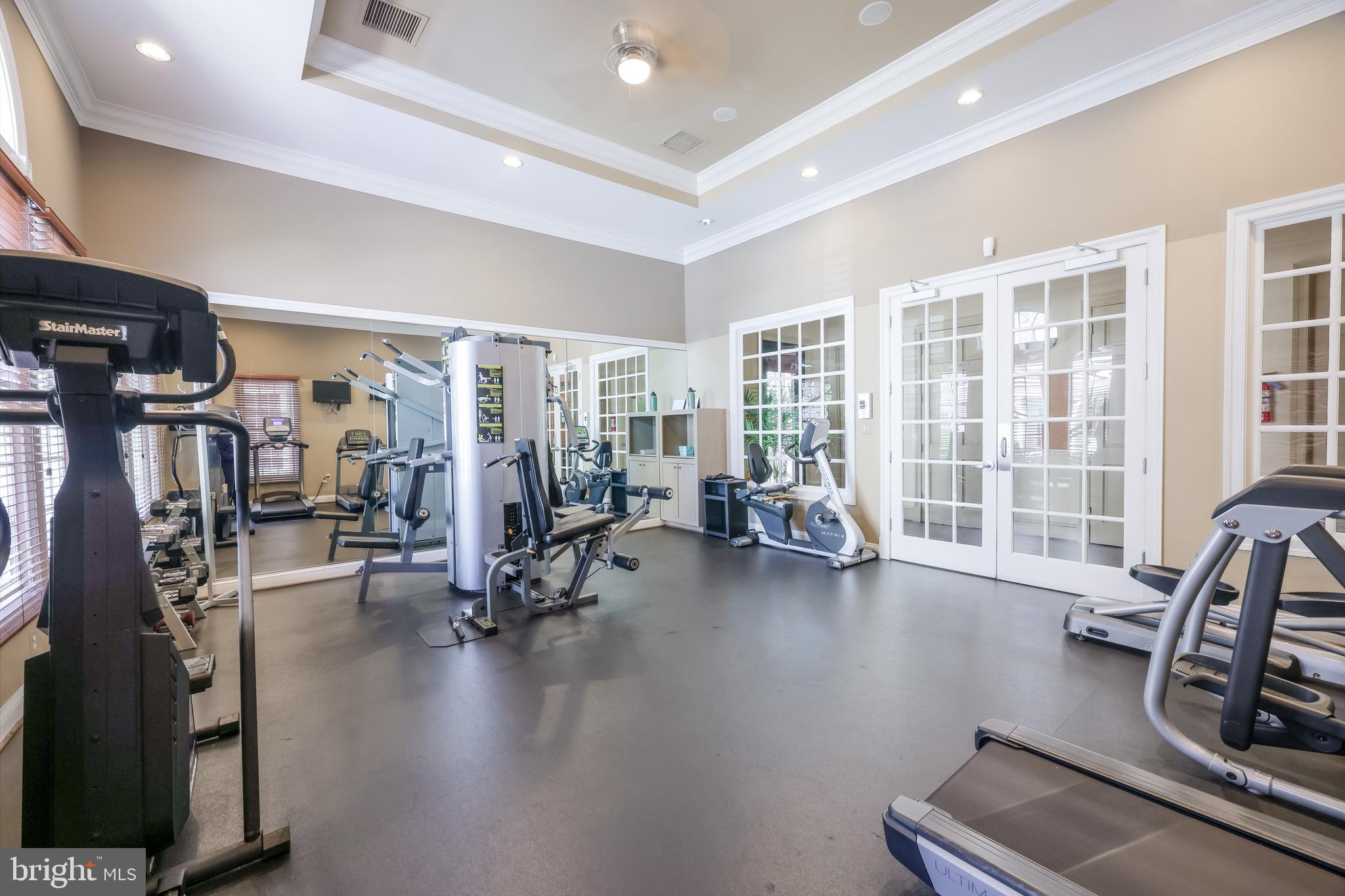 HIGH POINTE AT JEFFERSON - Residential