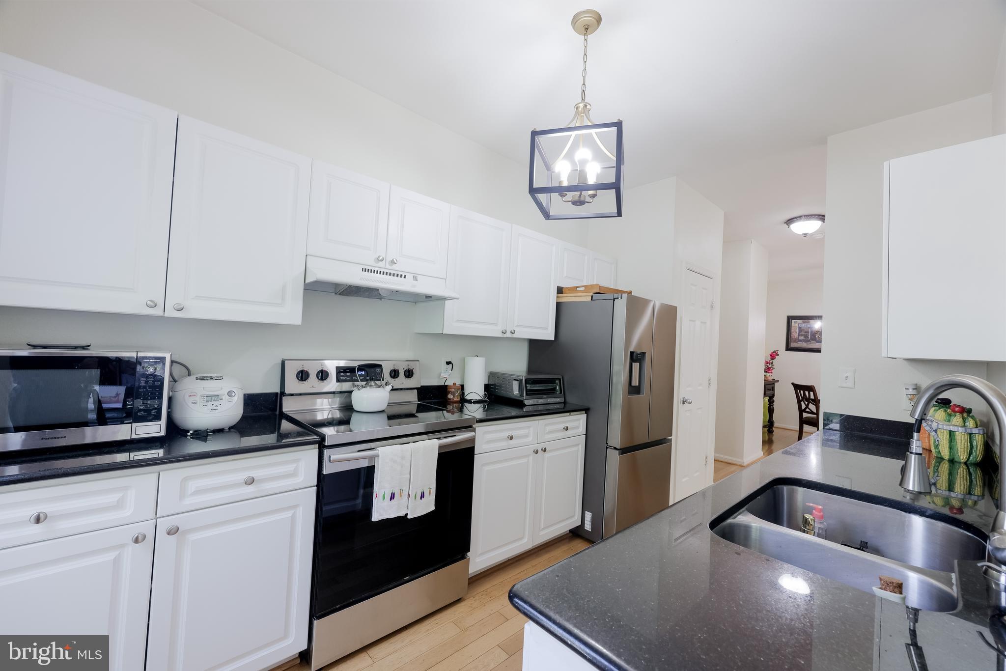 HIGH POINTE AT JEFFERSON - Residential