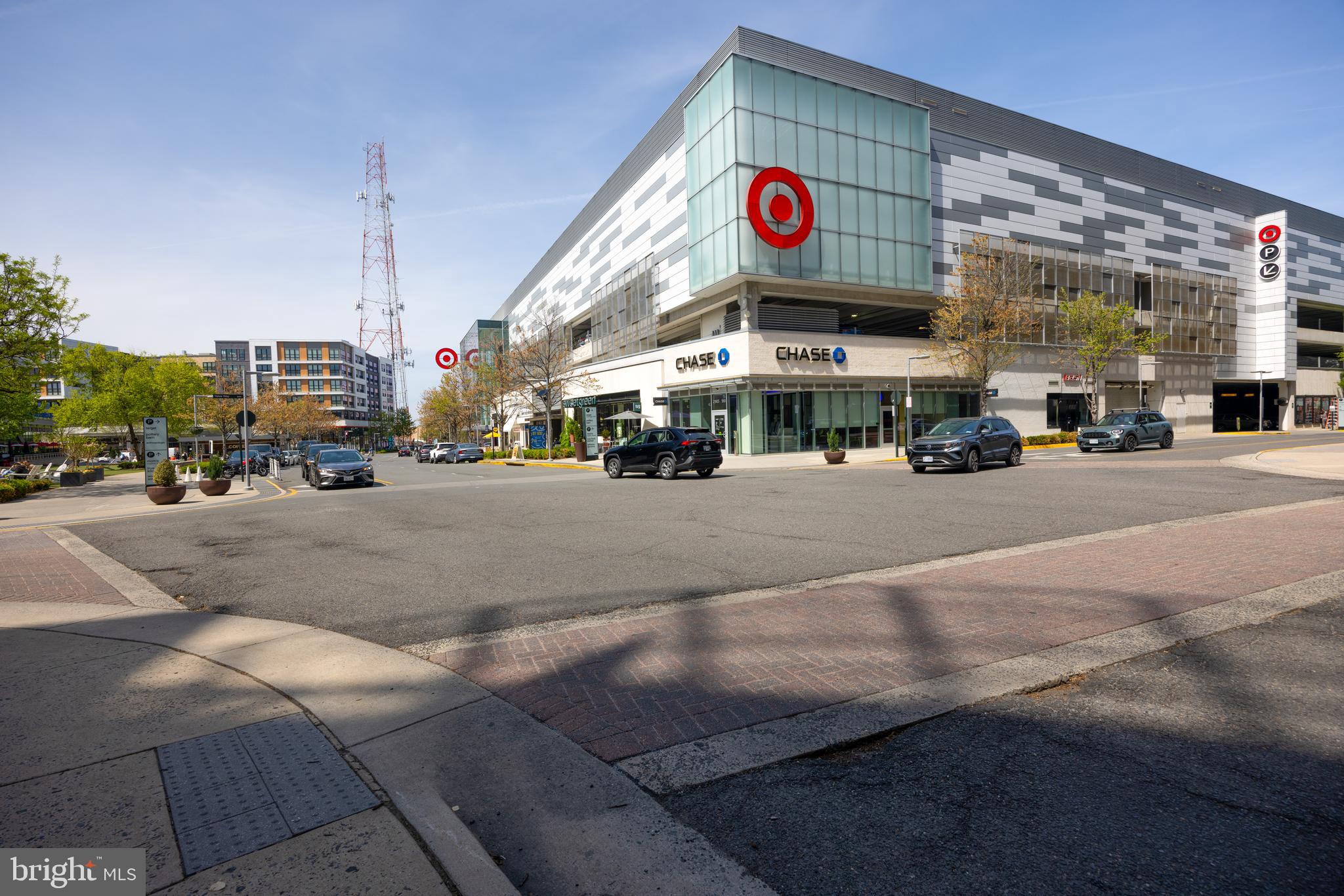 HIGH POINTE AT JEFFERSON - Residential