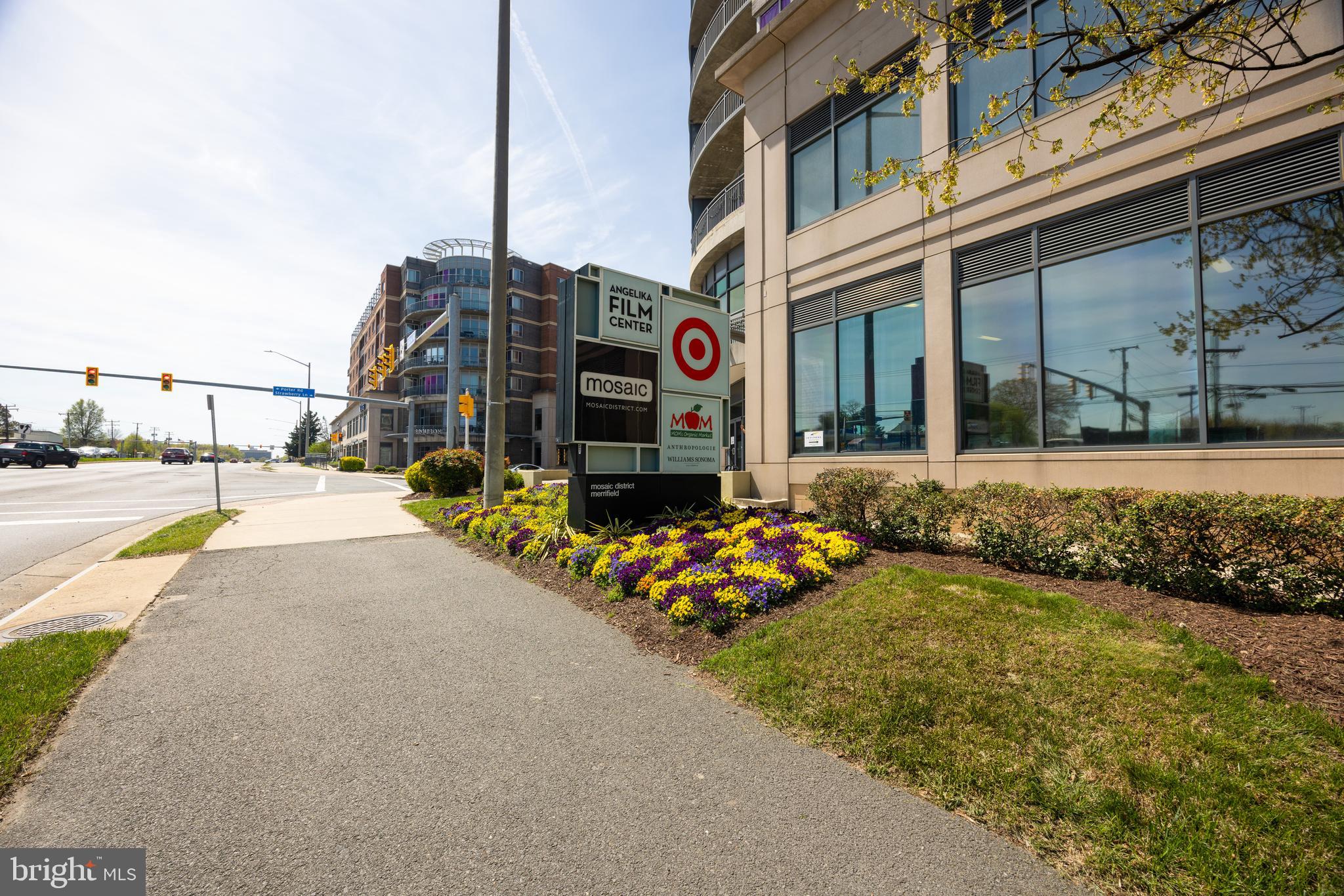 HIGH POINTE AT JEFFERSON - Residential