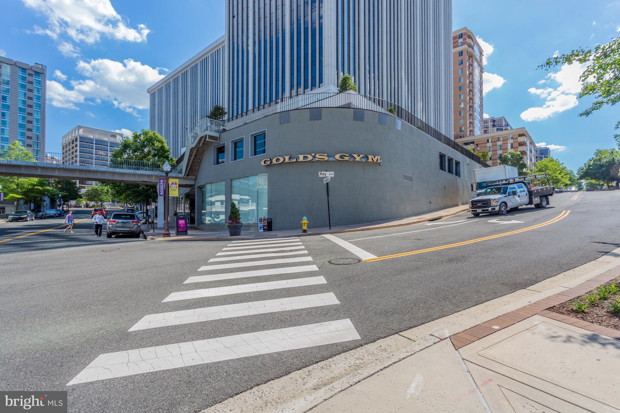 ROSSLYN - Residential