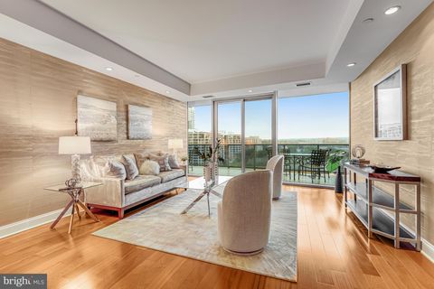 Photo of 1881 N Nash Street #1706, ARLINGTON, VA 22209 (MLS # VAAR2064256)