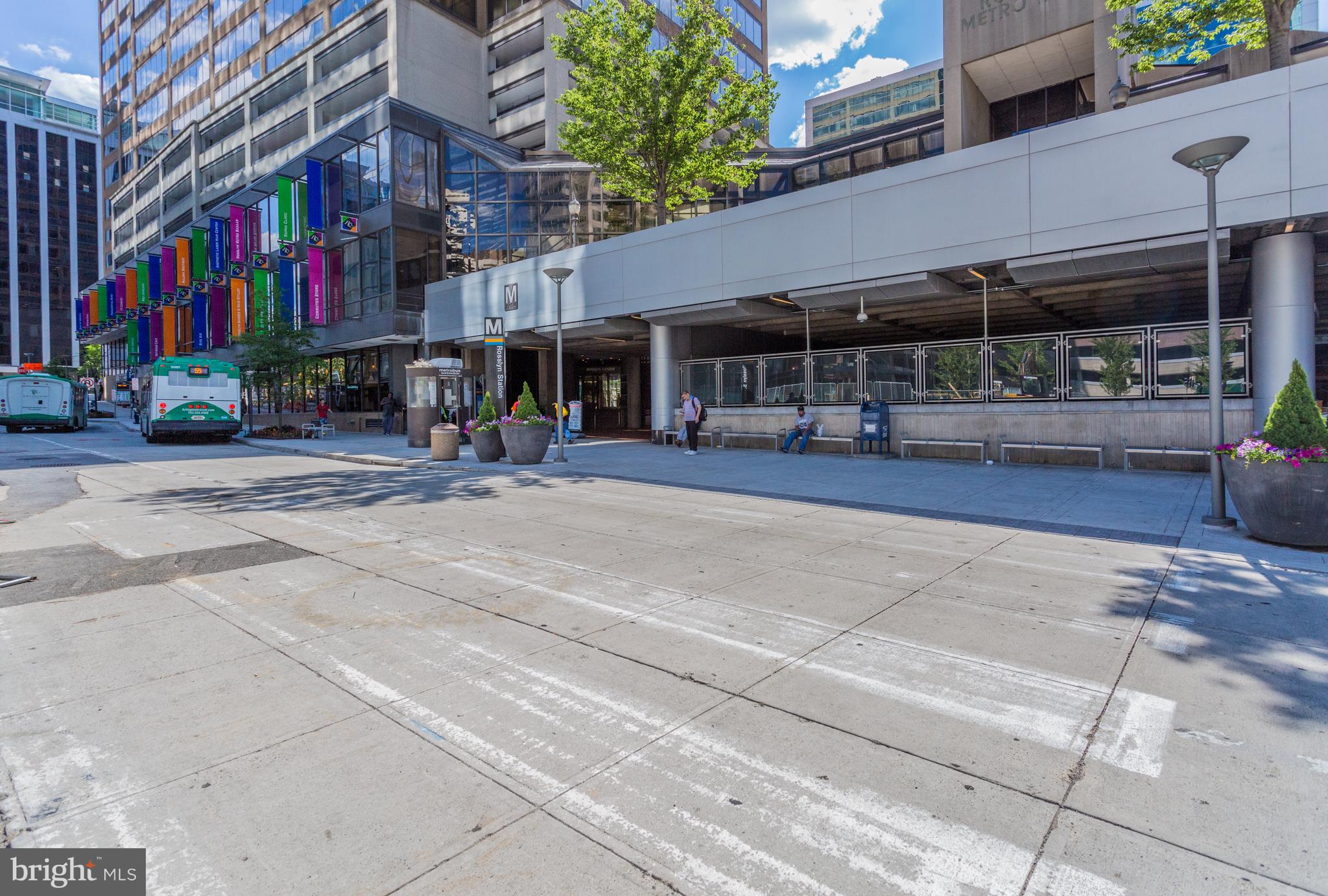 ROSSLYN - Residential