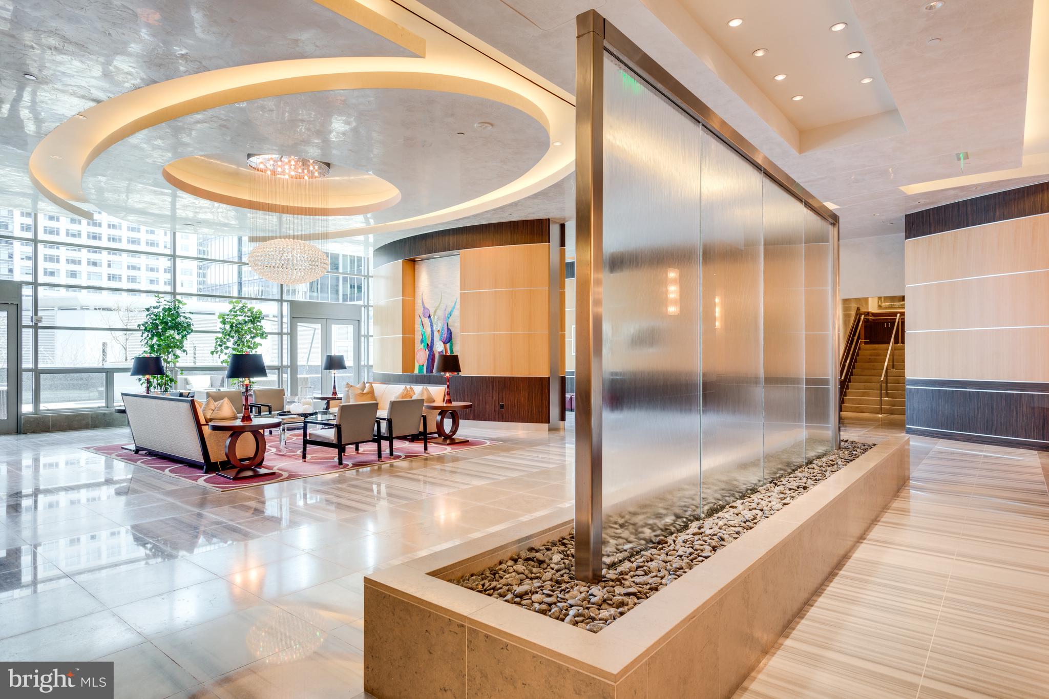 ROSSLYN - Residential