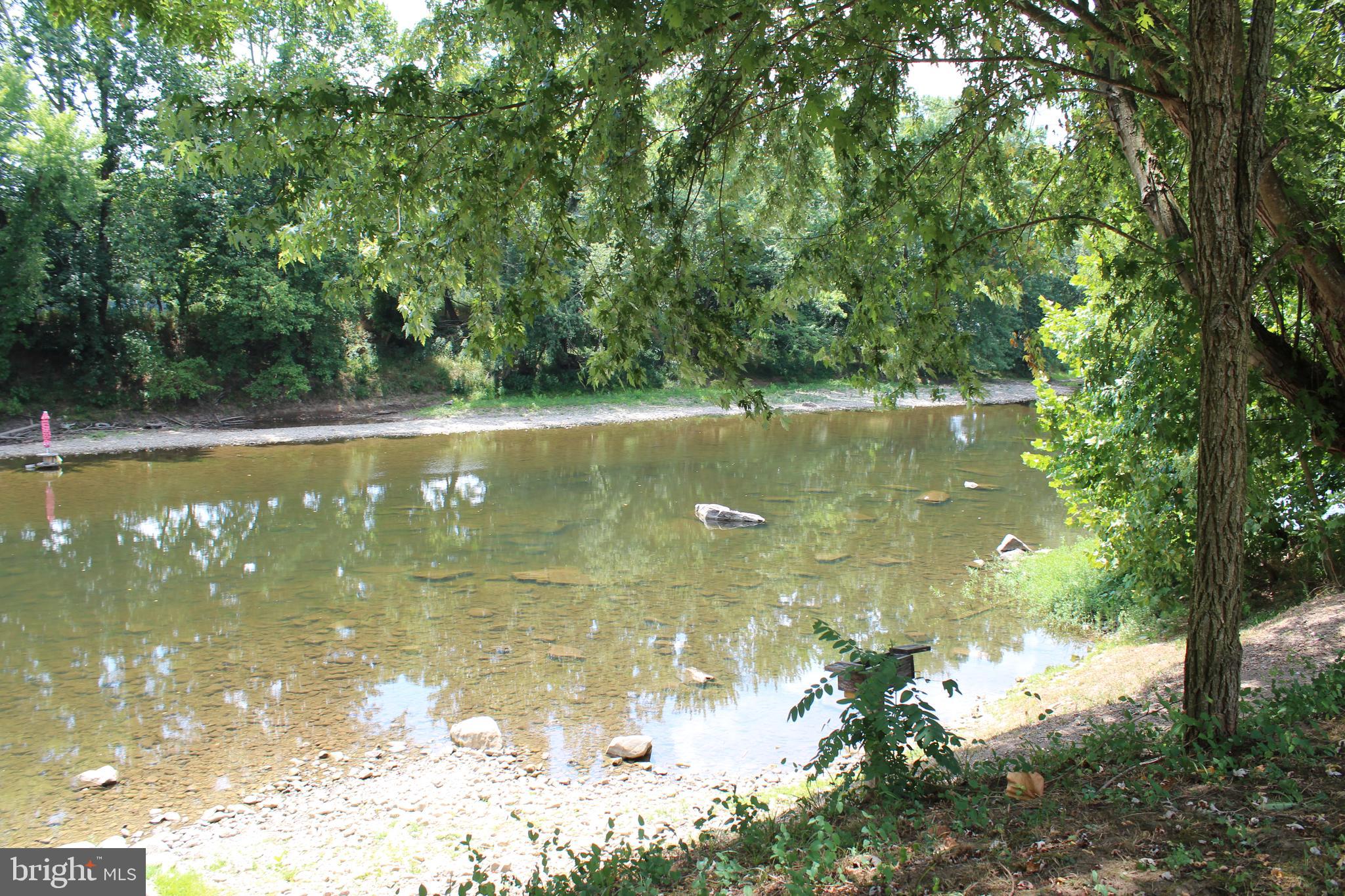 WHITSONS POINT - Land