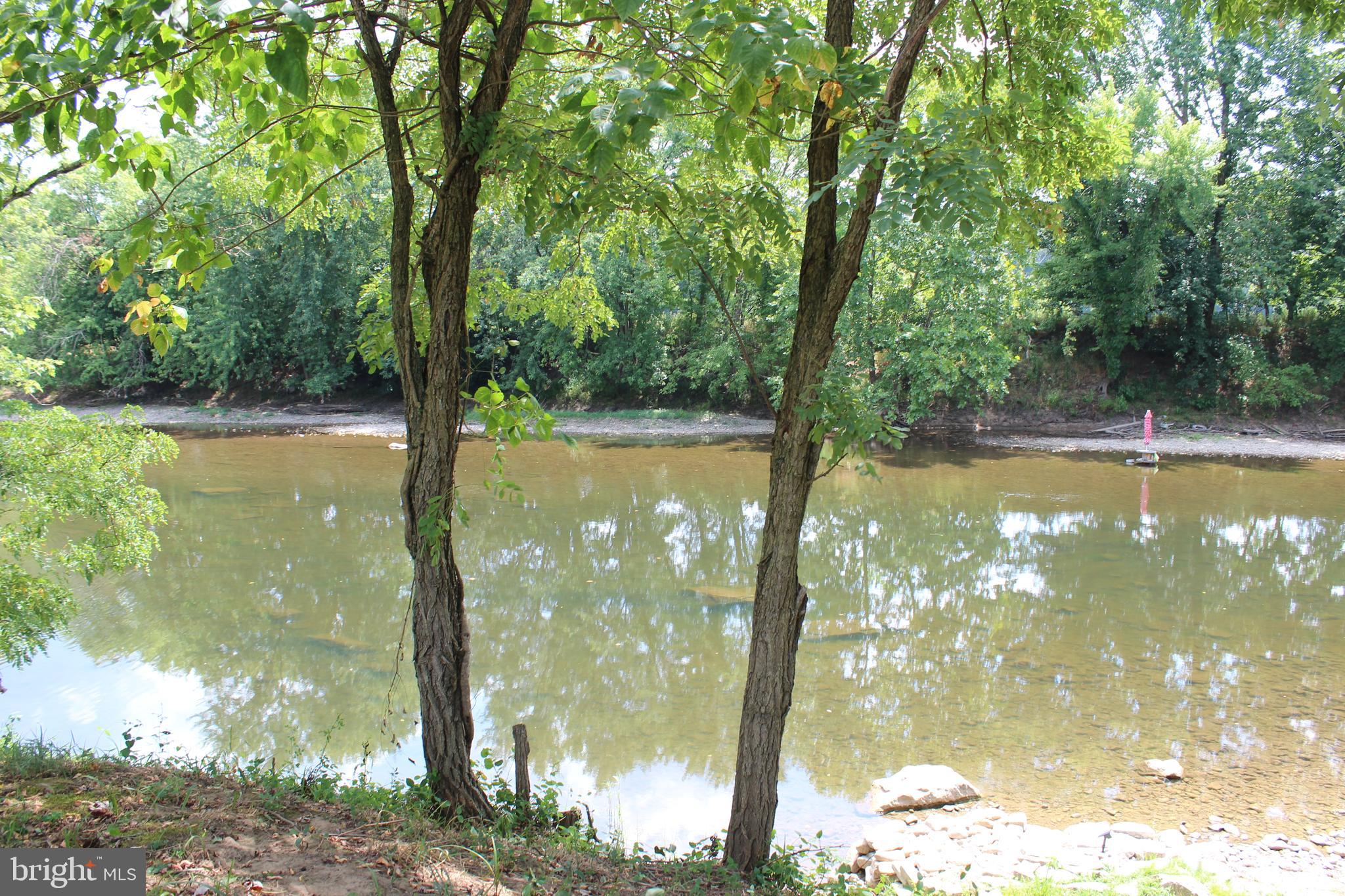 WHITSONS POINT - Land