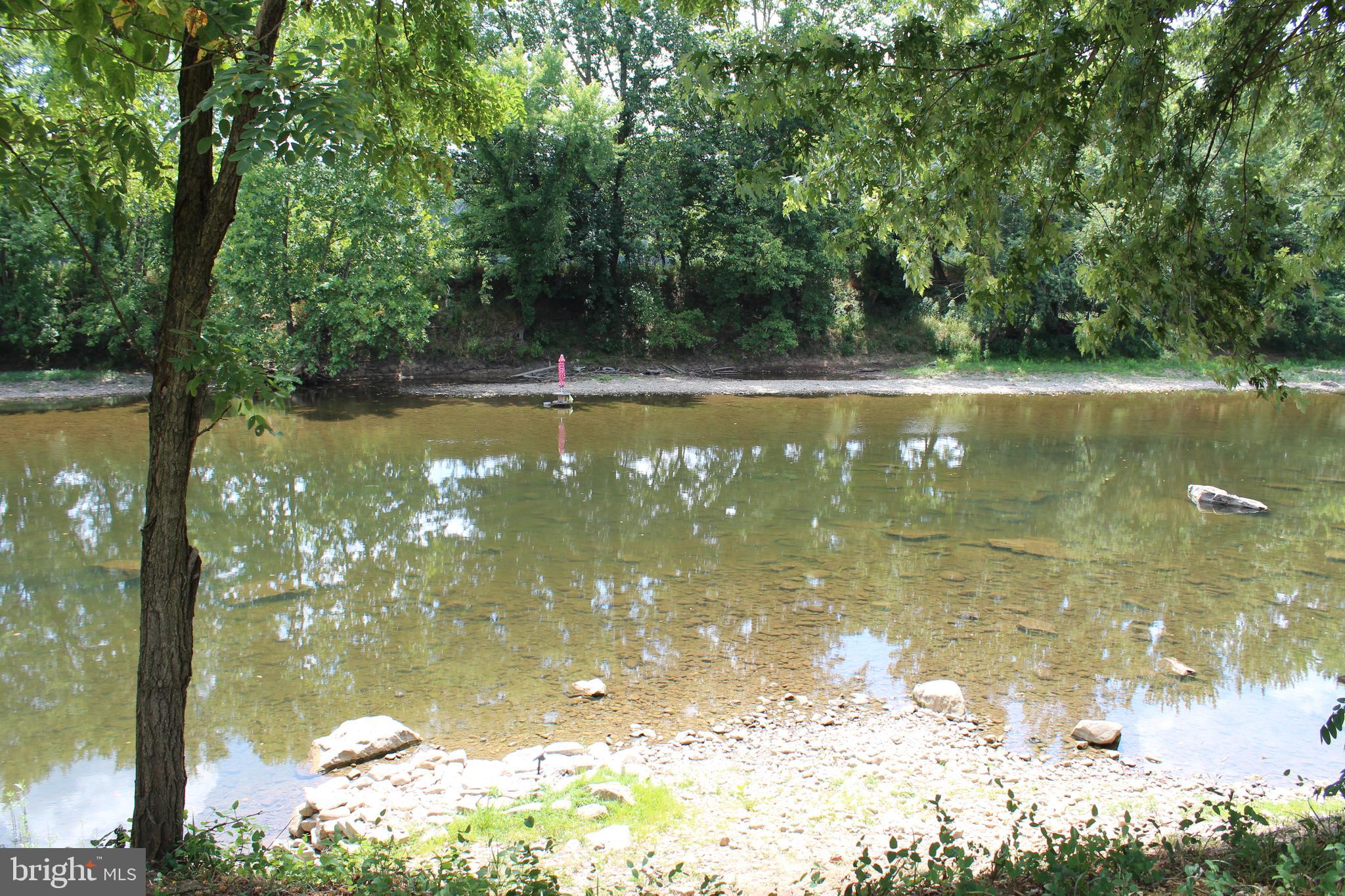 WHITSONS POINT - Land