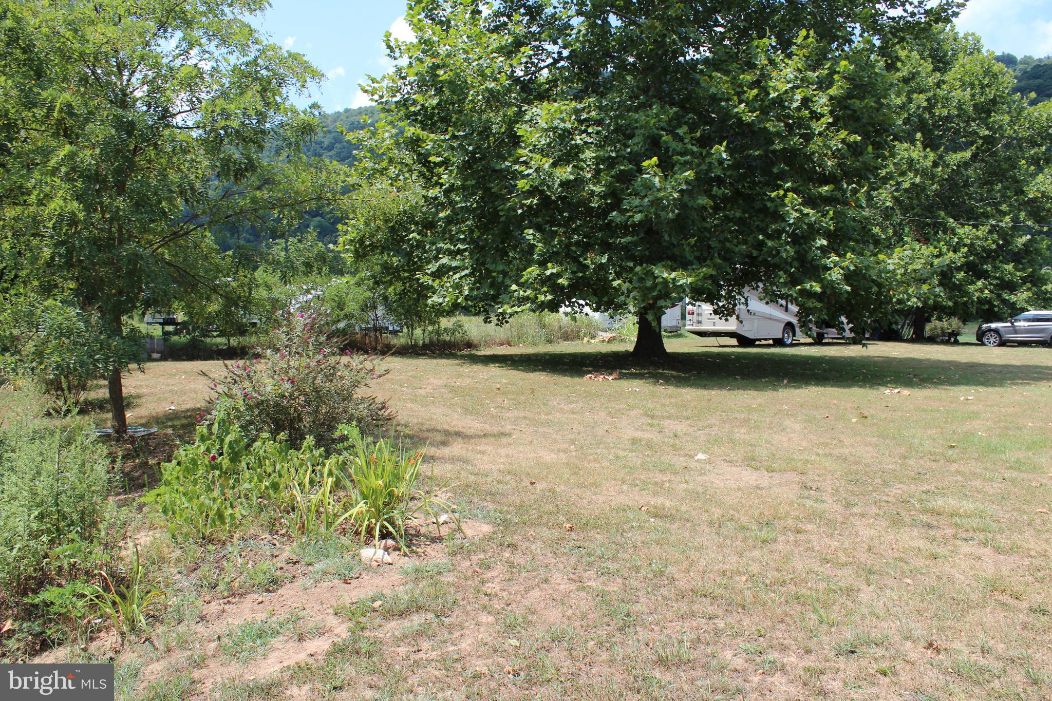 WHITSONS POINT - Land