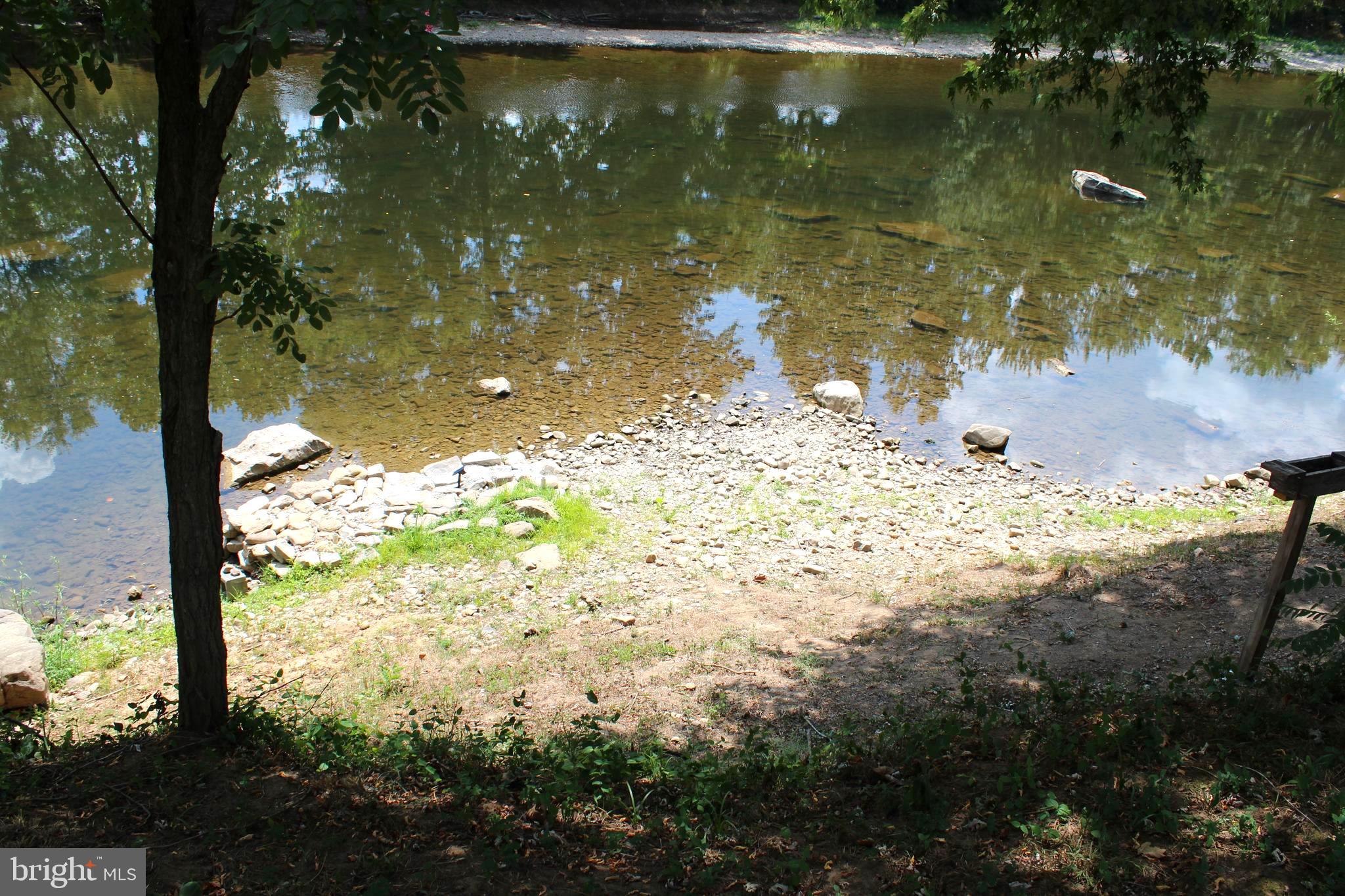 WHITSONS POINT - Land