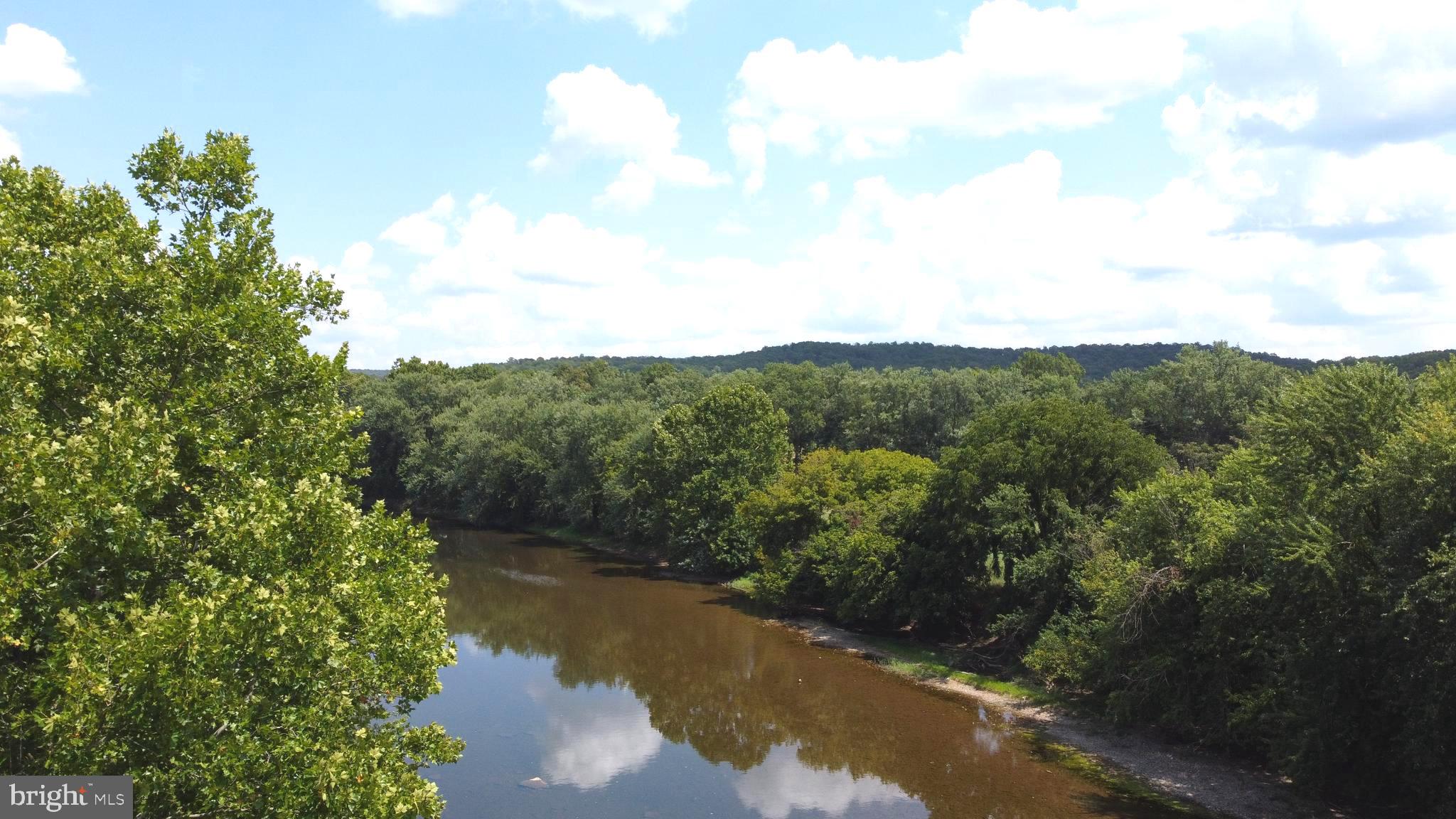 WHITSONS POINT - Land