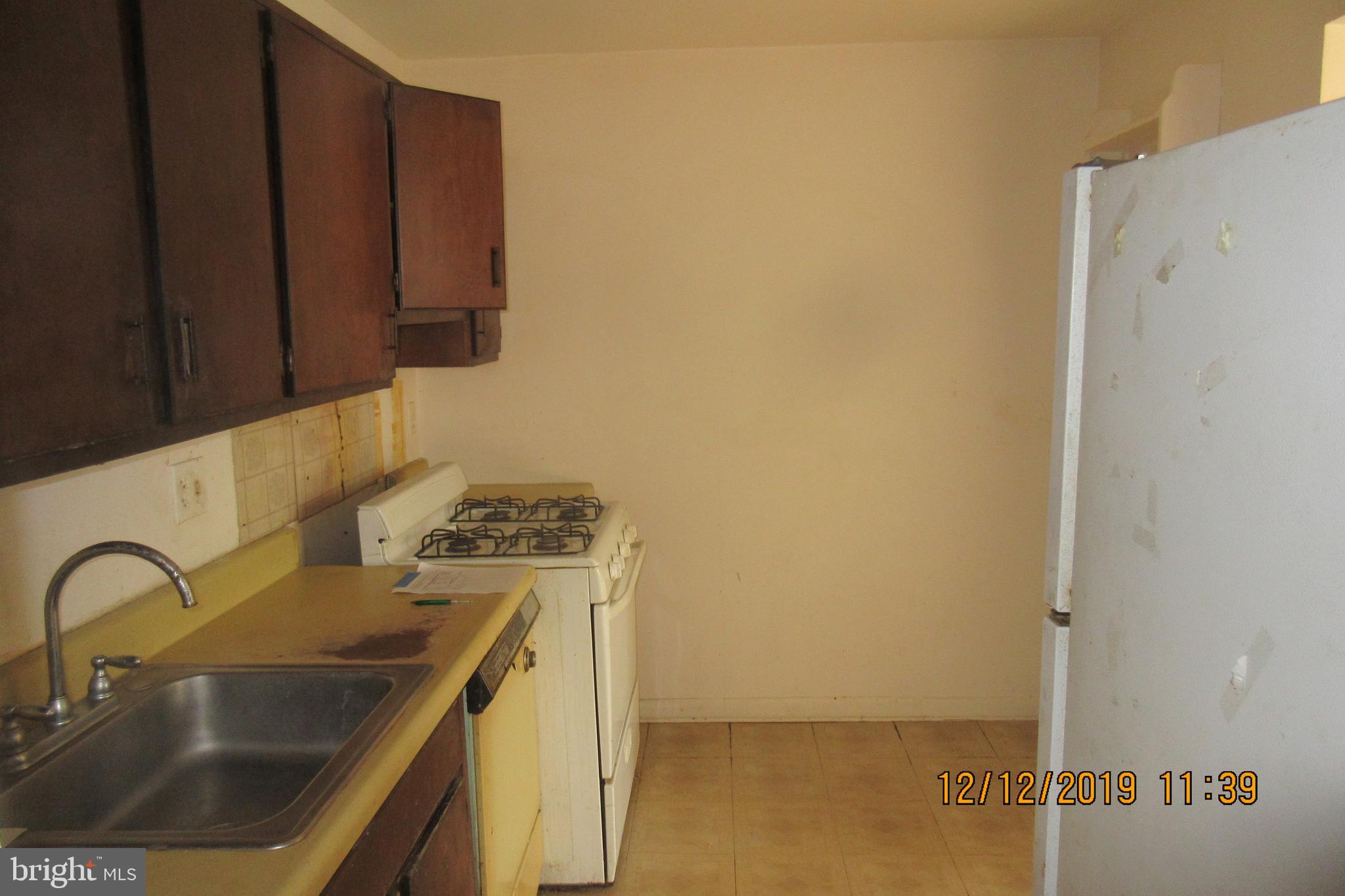 WHISKEY BOTTOM - Residential