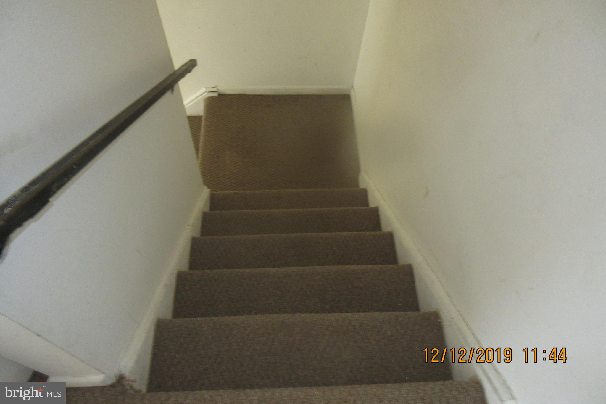 WHISKEY BOTTOM - Residential