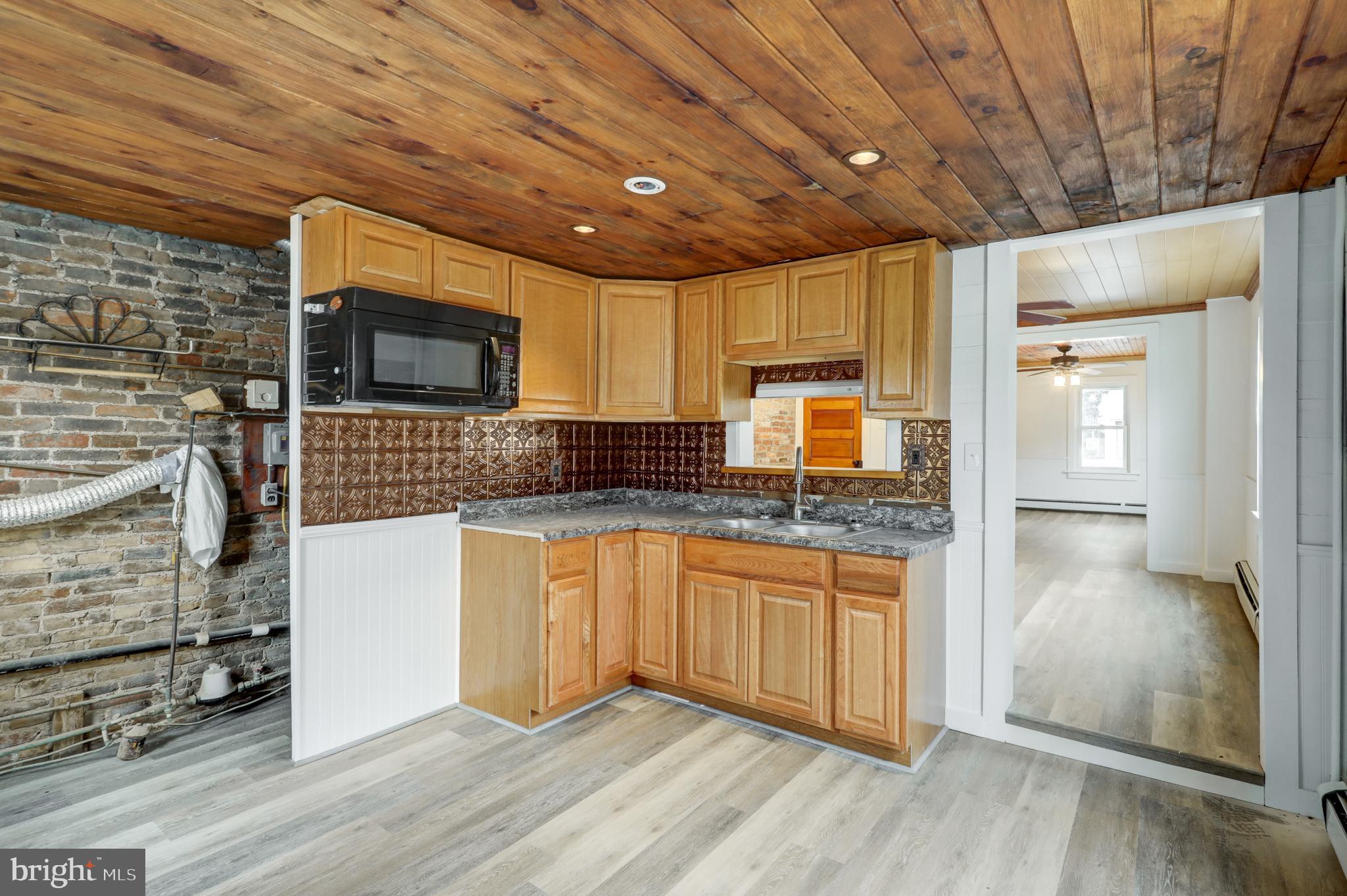 MANHIEM BOROUGH - Residential