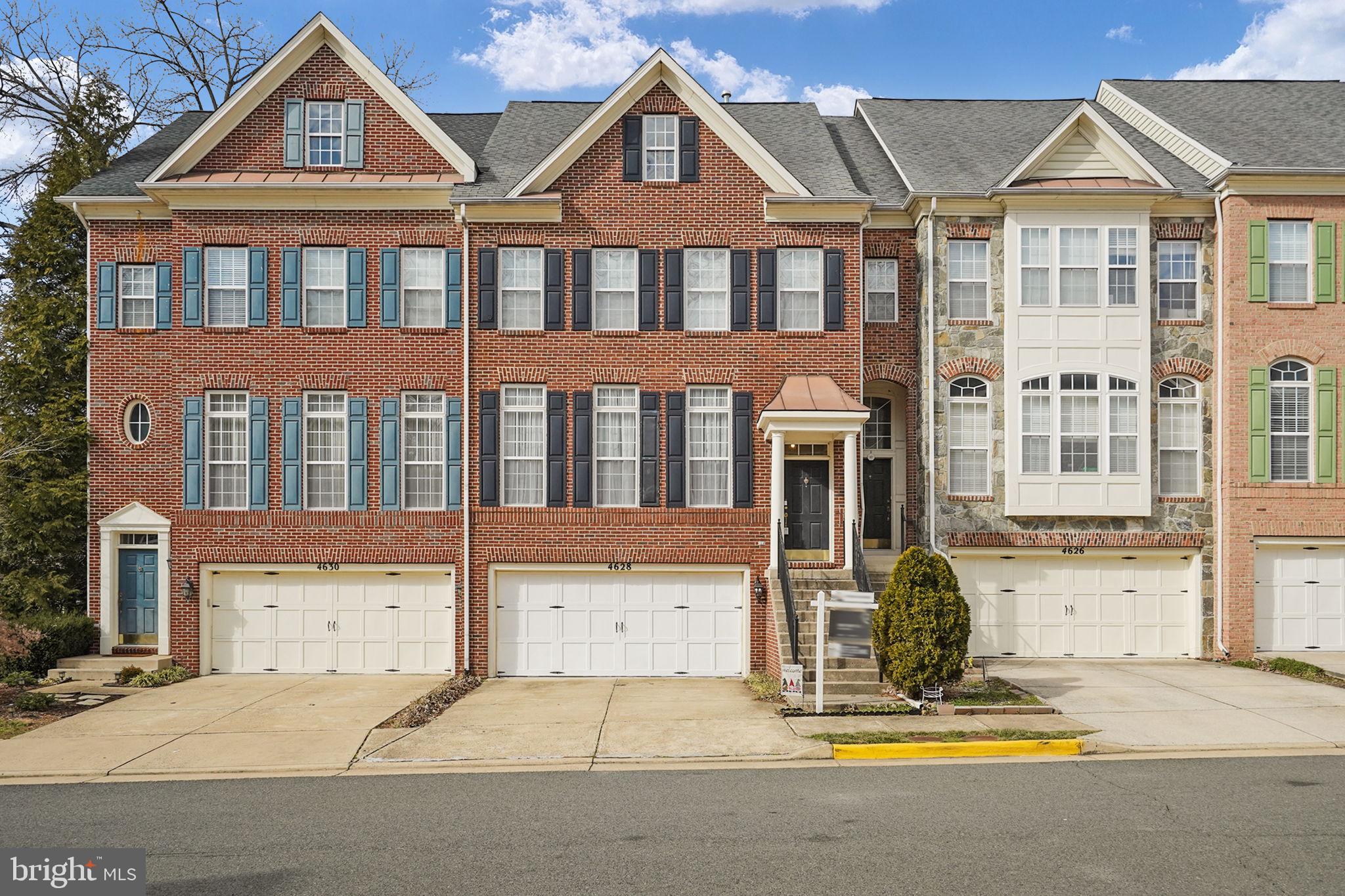 ASPEN HILL - Residential