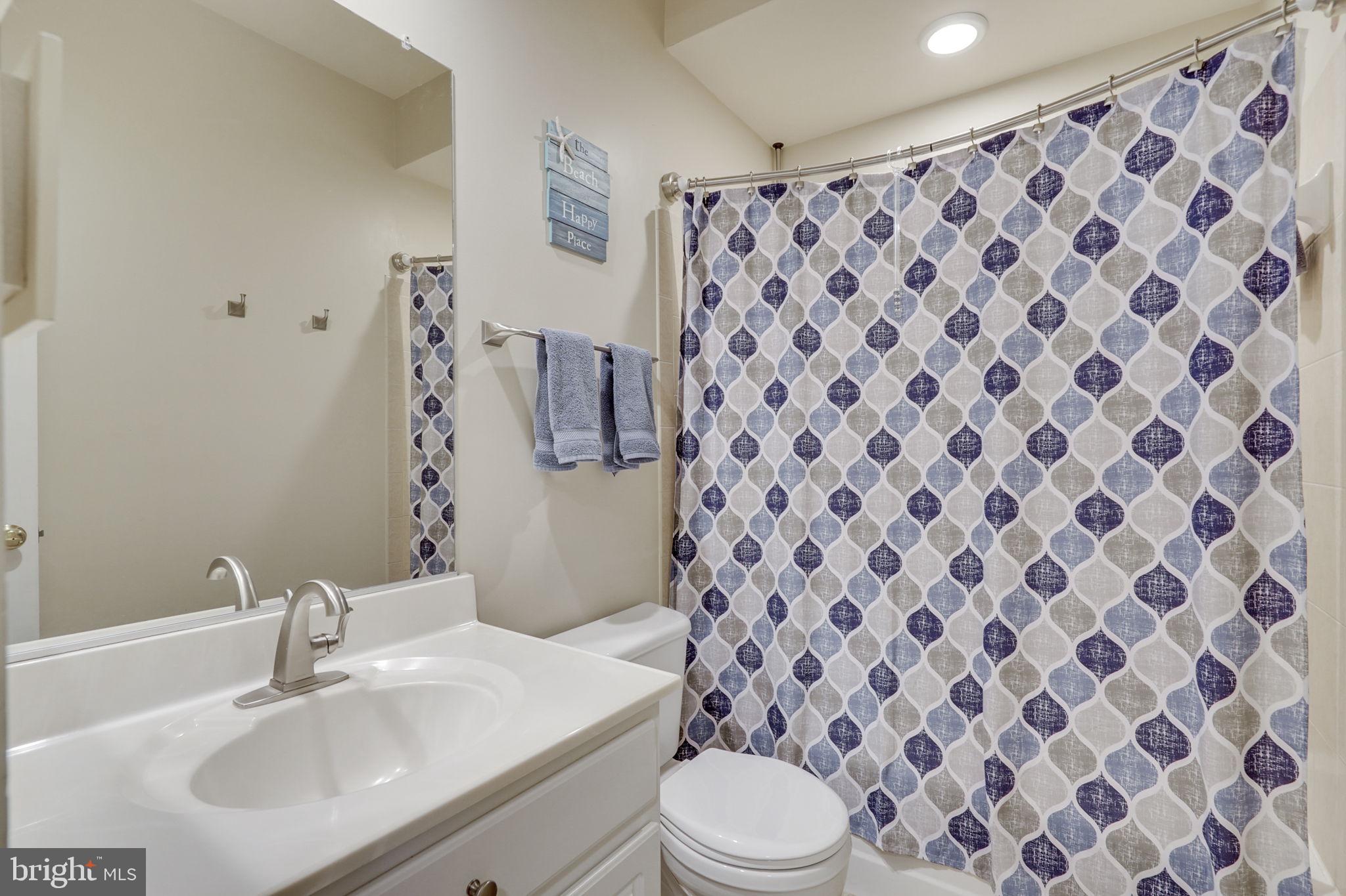 ASPEN HILL - Residential