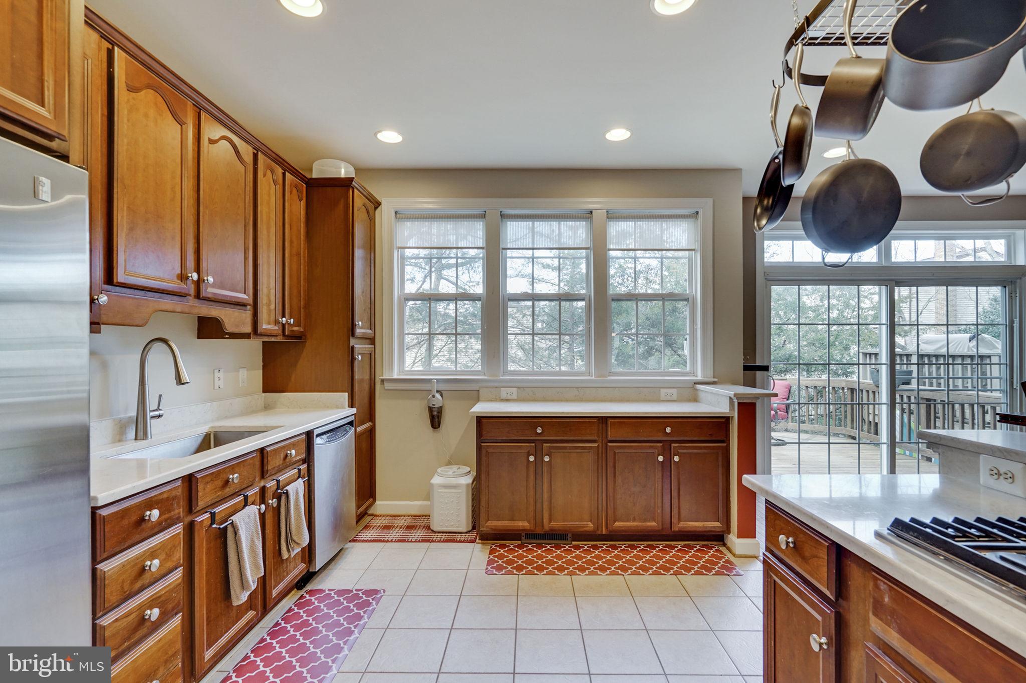 ASPEN HILL - Residential