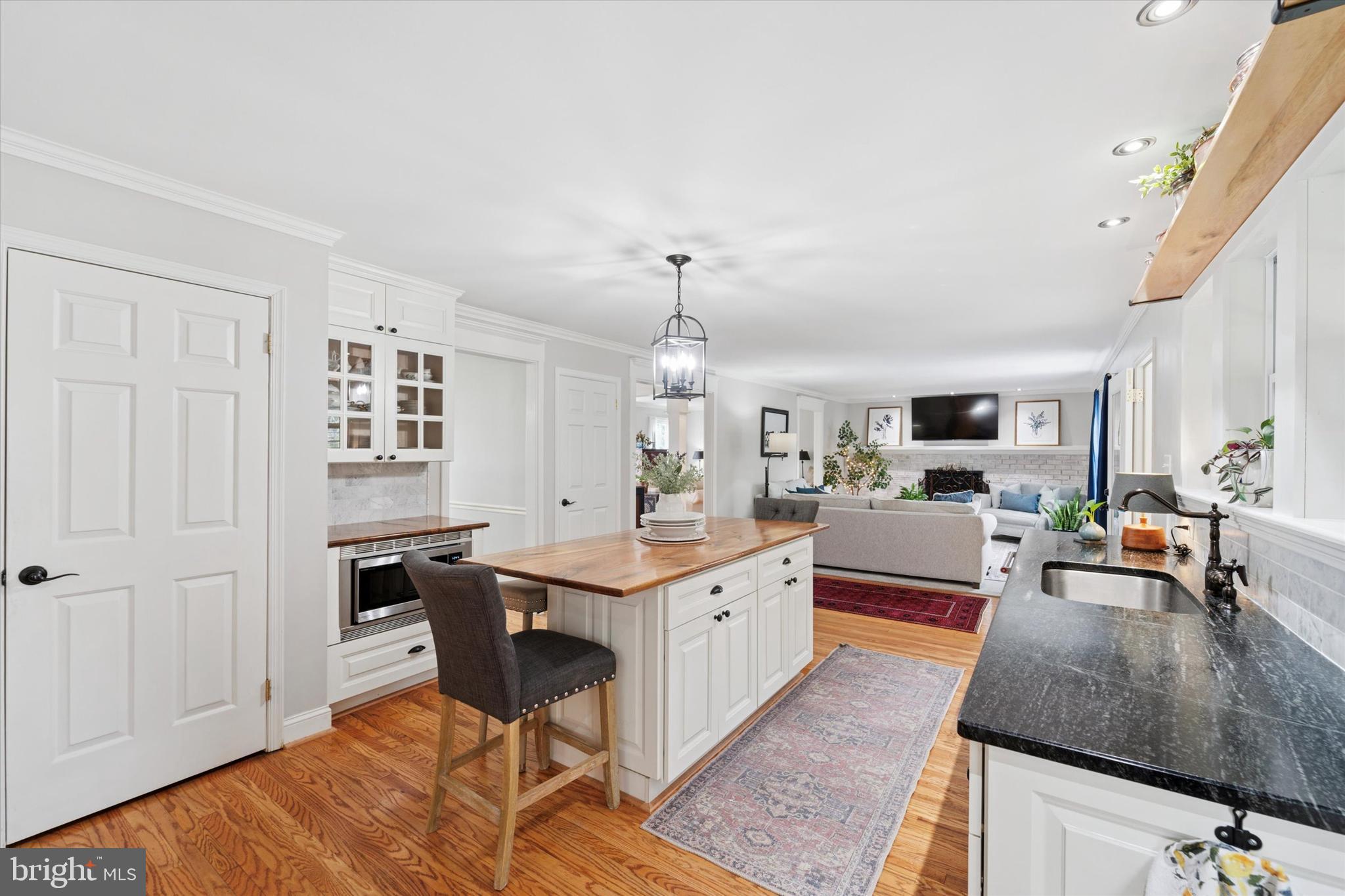 FORT WASHINGTON - Residential